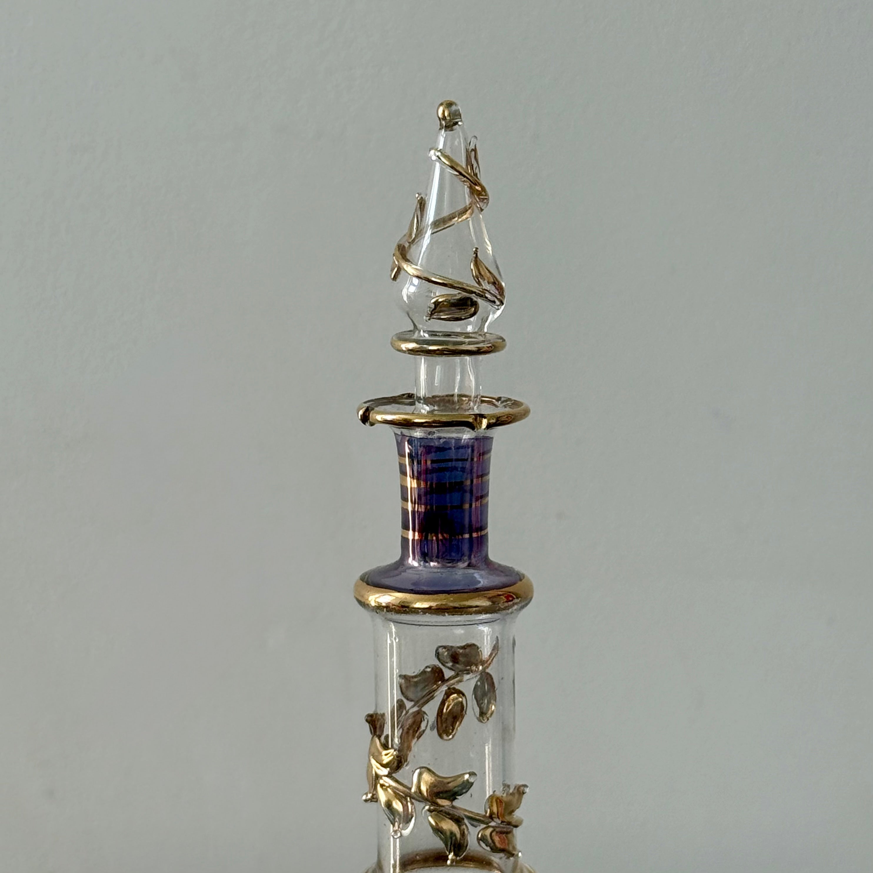 Perfume blown glass