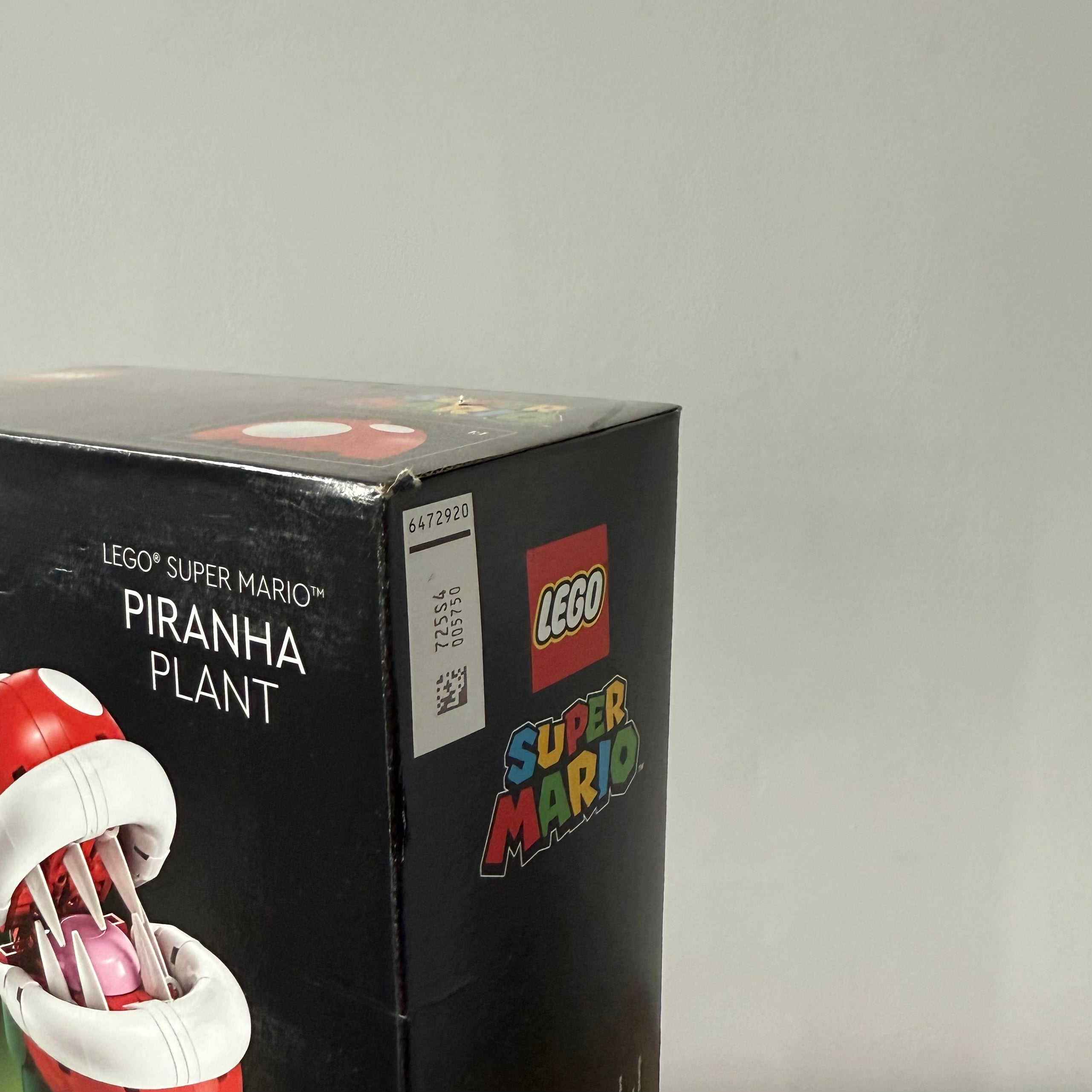 Lego Super Mario Piranha Plant Display Model 71426 Sealed Collector Set