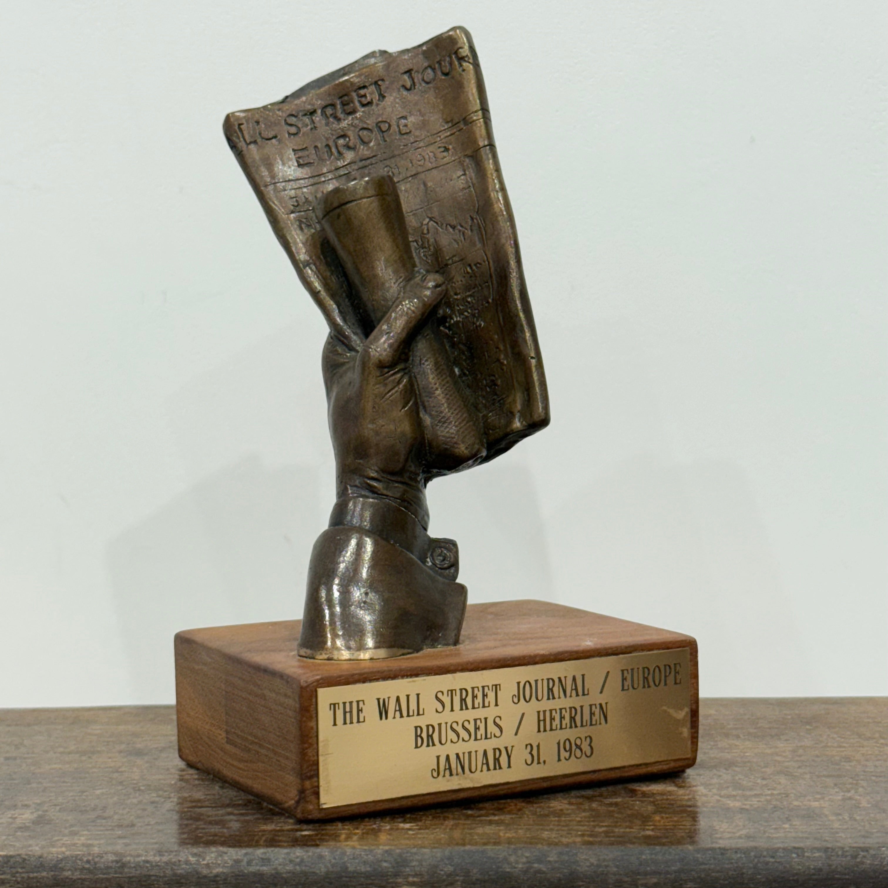 Award statue