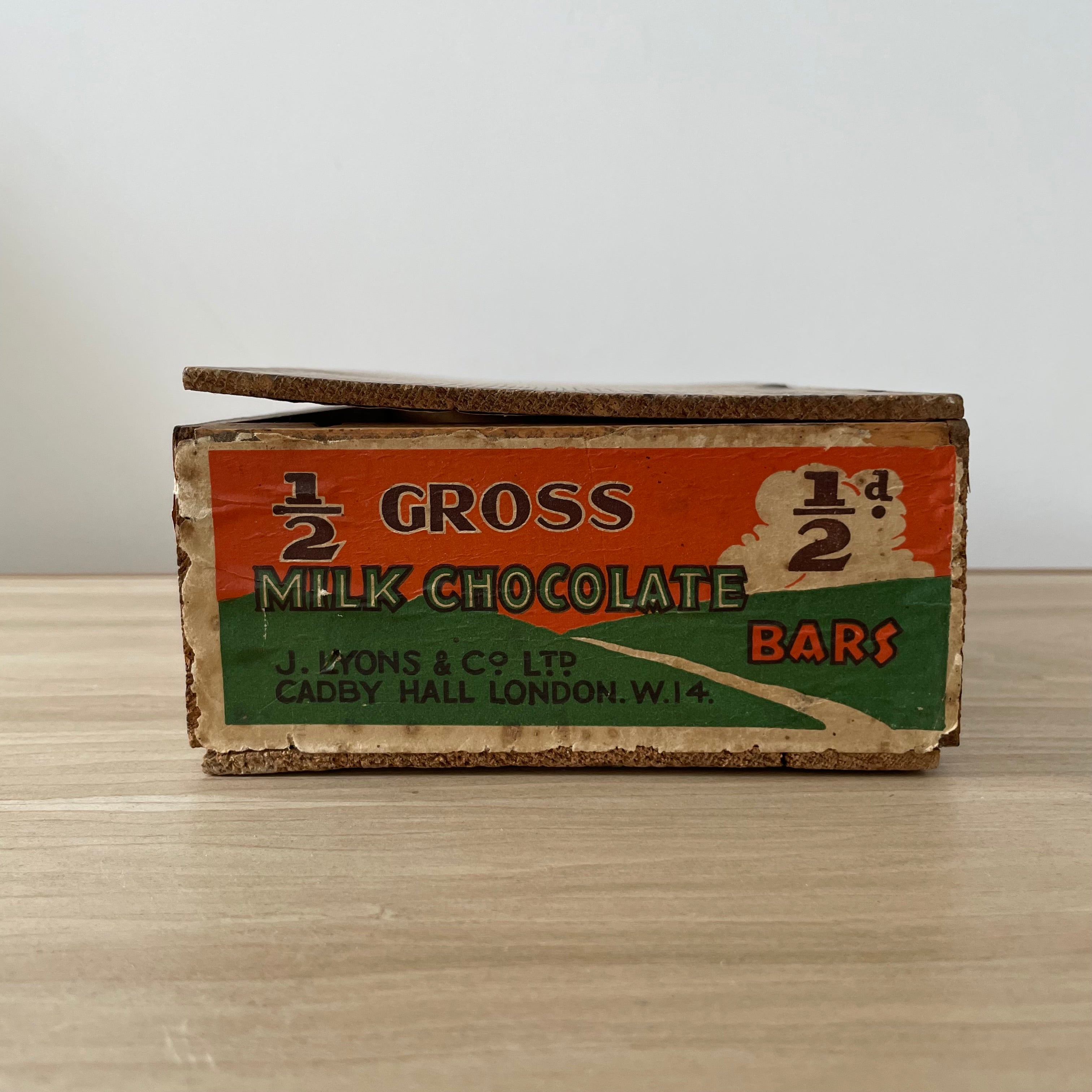 Vintage Lyons’ Milk Chocolate Wooden Advertising Box c.1920-30s