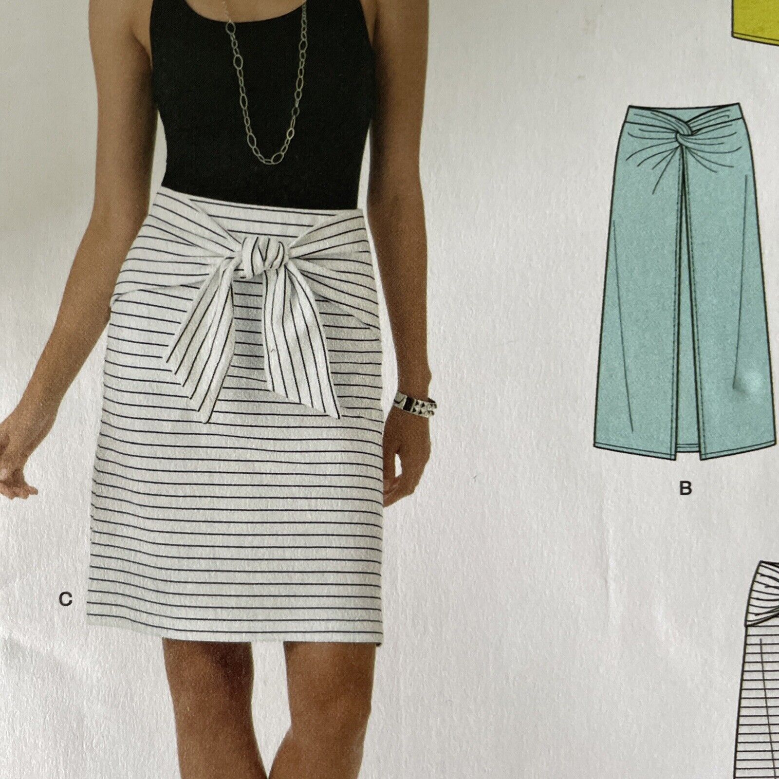 New Look K6348 Womens Size 36-48 EU Skirt *