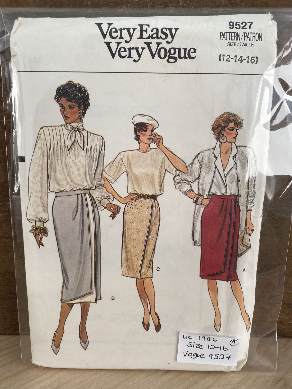 Vogue 9527 Womens Size 12-16 Skirt FF