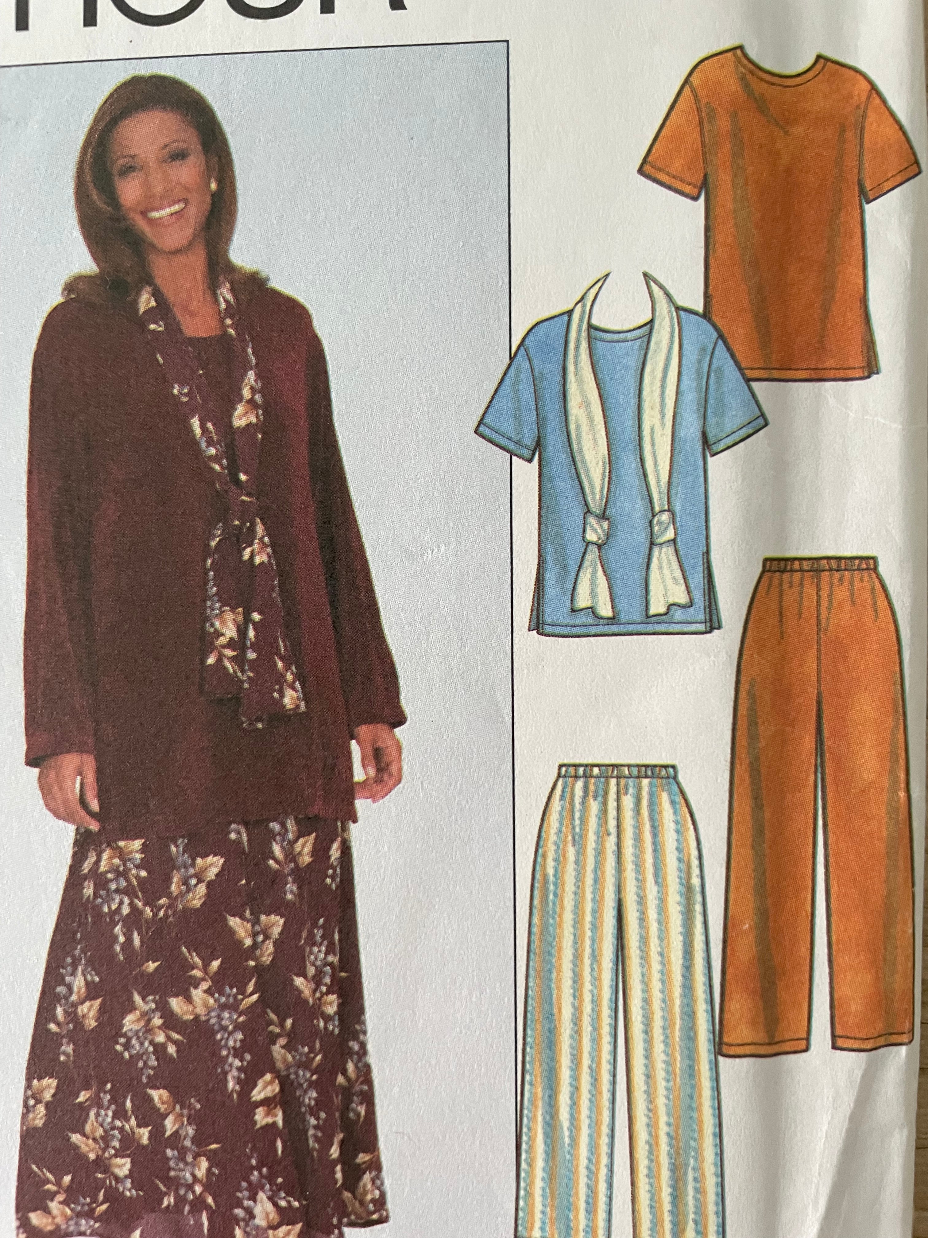 Simplicity 8226 Womens Size XS-M Top Skirt Trousers Scarf FF
