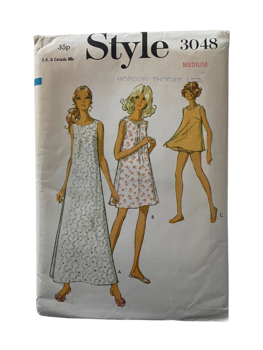 Style 3048 Womens Size M Nightdress Nightwear Nightgown Baby Doll FF