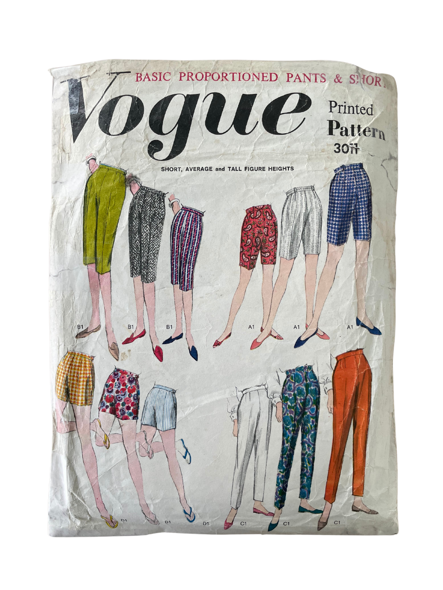 Vogue 3011 Womens Size 12 UK Shorts Trousers