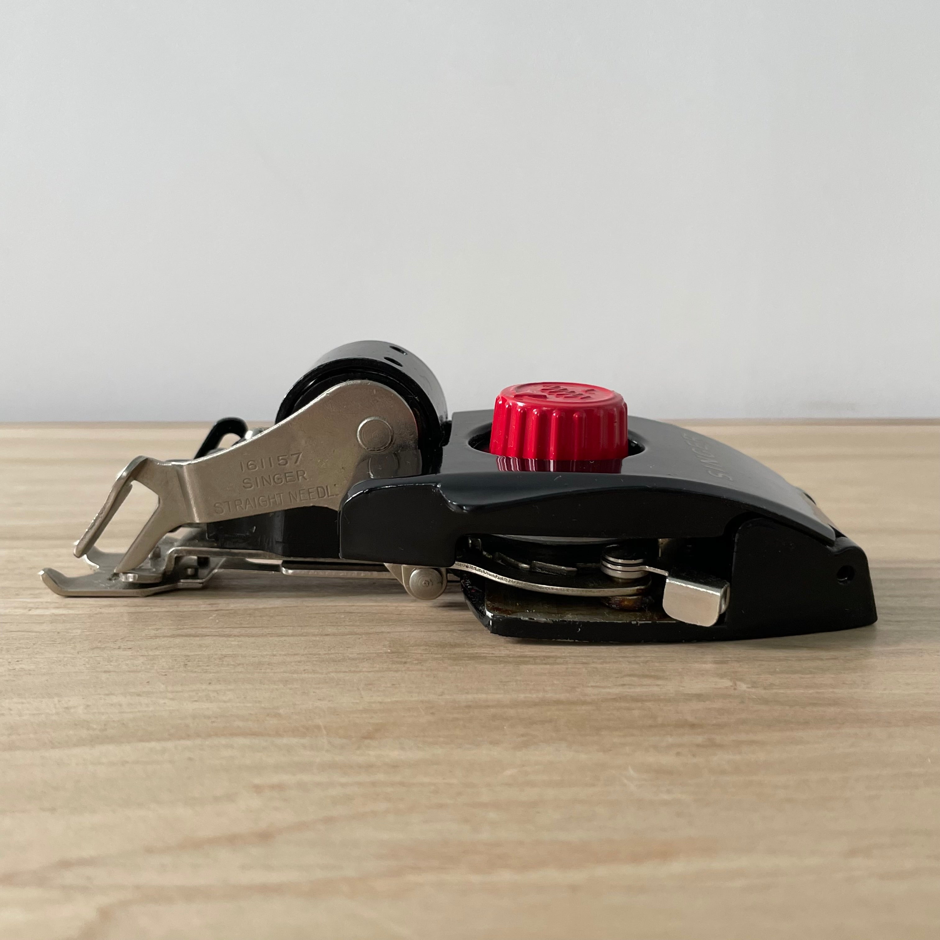 Singer Automatic Zigzagger Model 161157 – Original Box, 4 Cams & Manual – 1950s Vintage