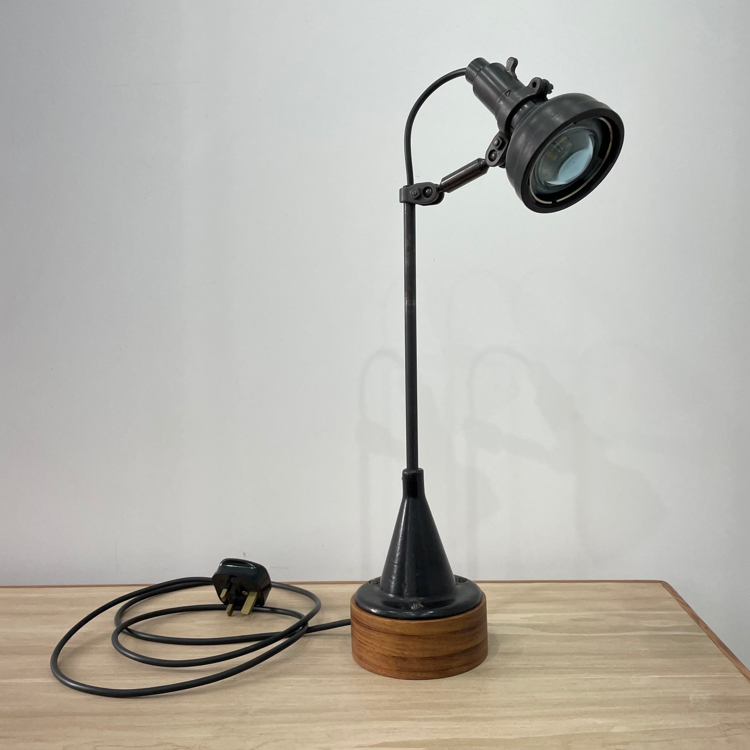 Singer SLF-2 Simanco Lamp – Rewired & Earthed – Working