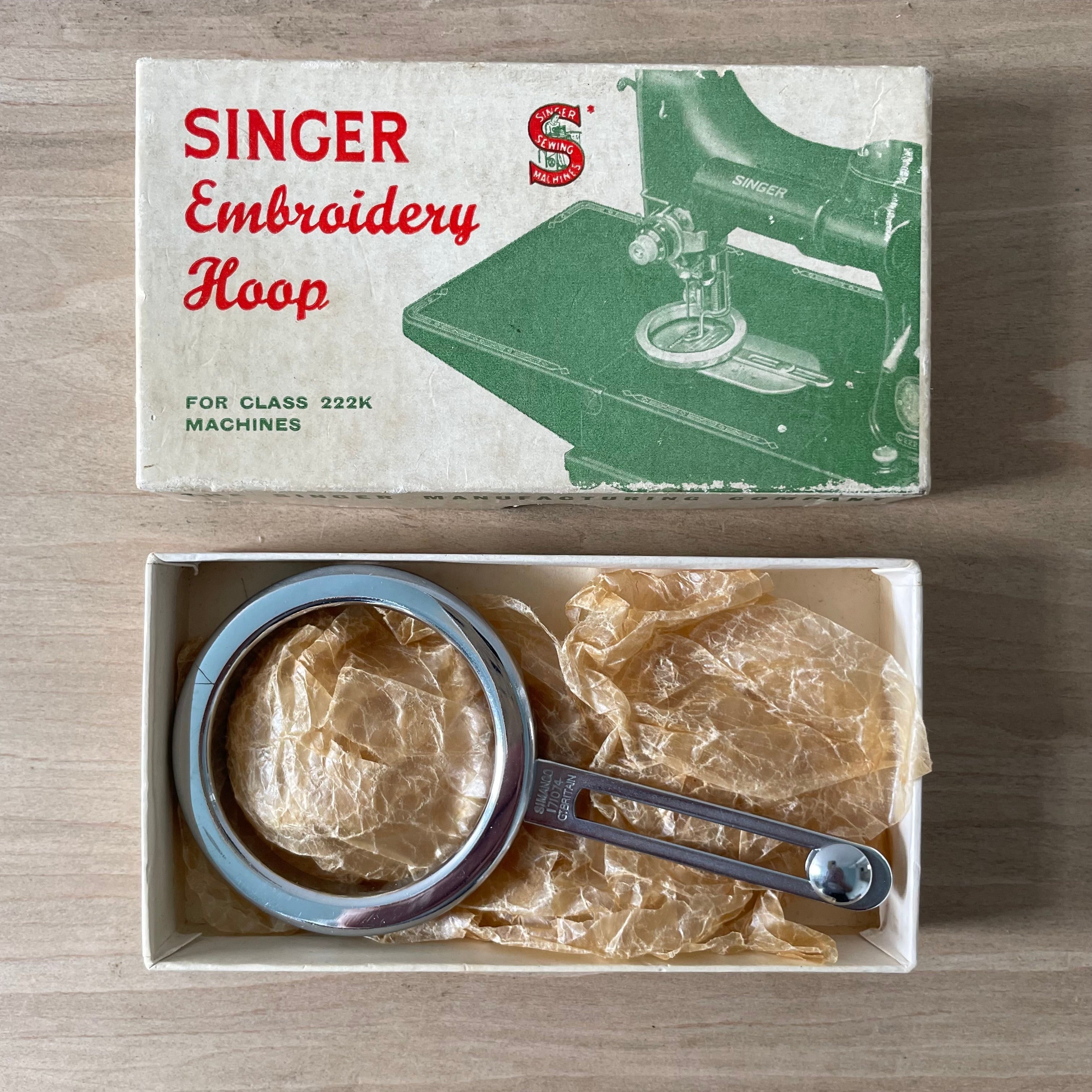 1960 Singer 222k Featherweight Sewing Machine Red “S”