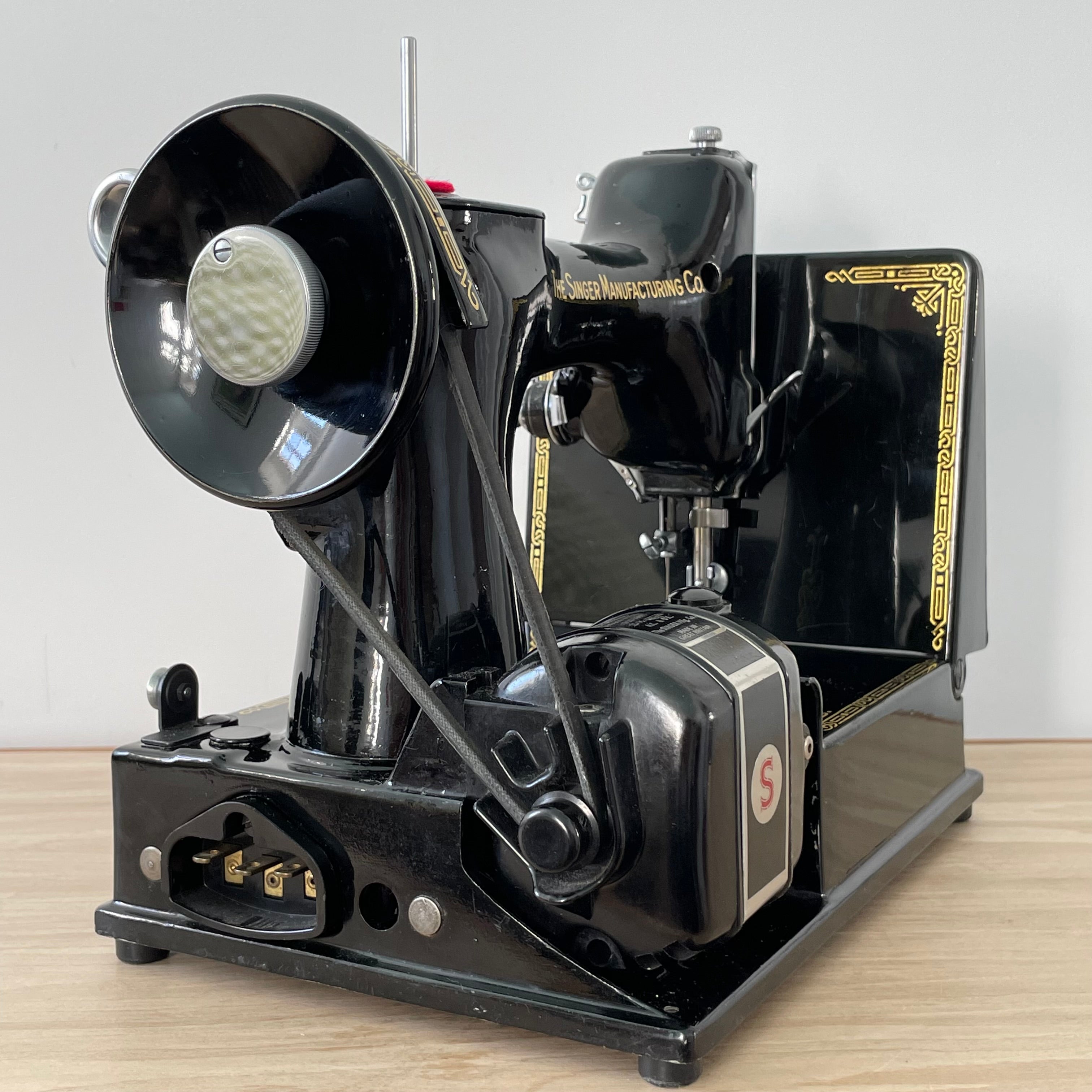 Singer 221K Featherweight Sewing Machine – 1951 Centennial Edition – With Case & Accessories