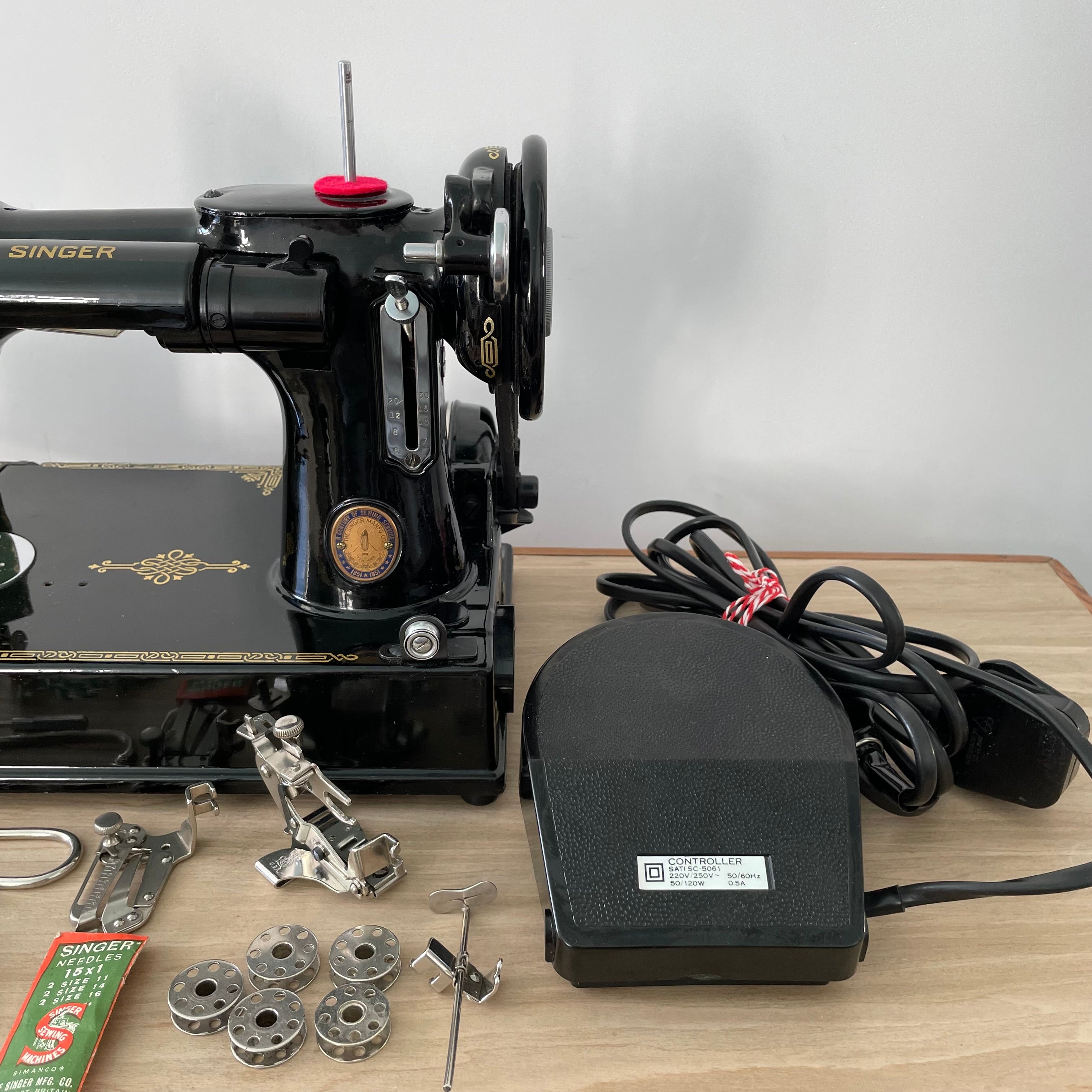 Singer 221K Featherweight Sewing Machine – 1951 Centennial Edition – With Case & Accessories