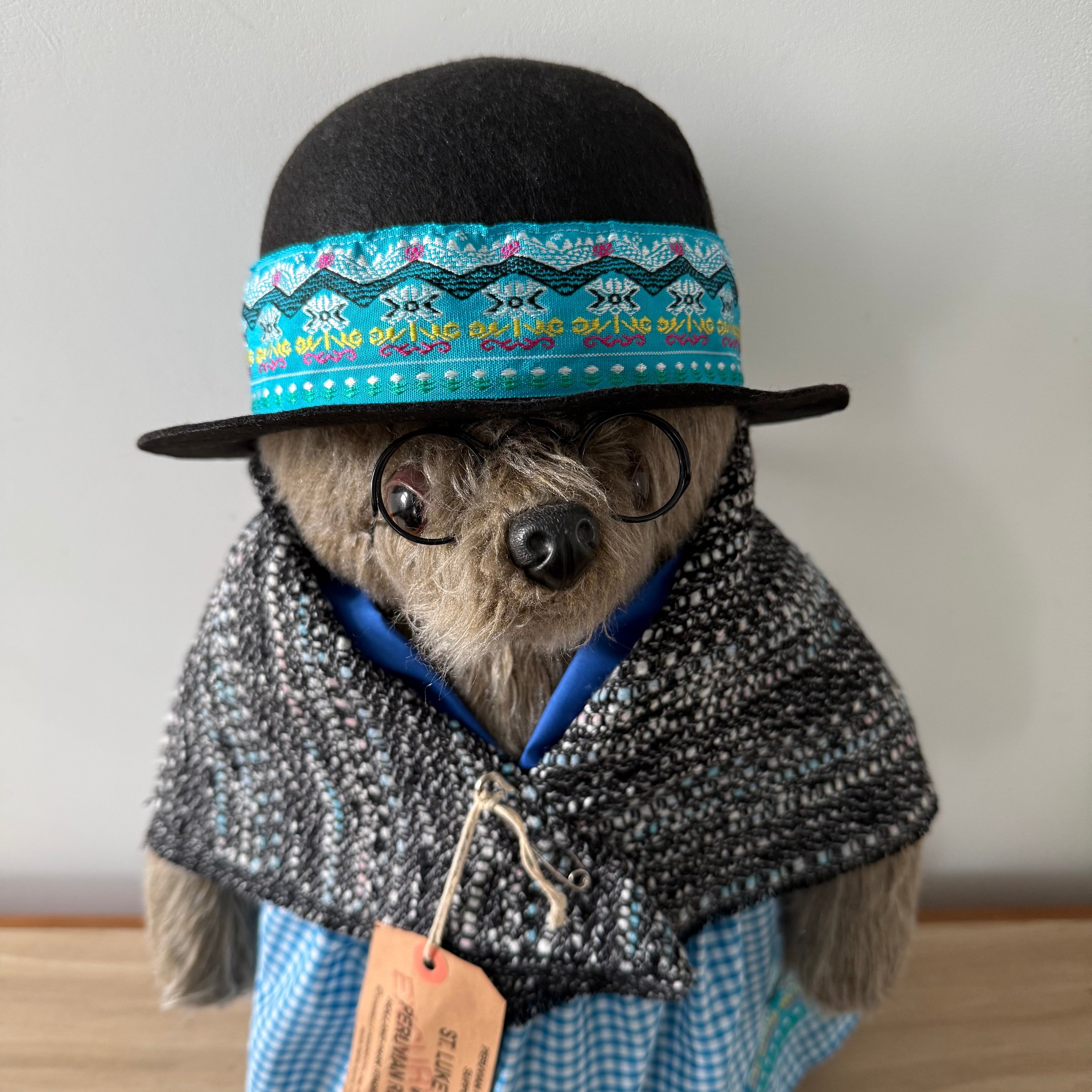 Vintage Gabrielle Designs Aunt Lucy Paddington Bear – Original Coin, Replacement Clothes