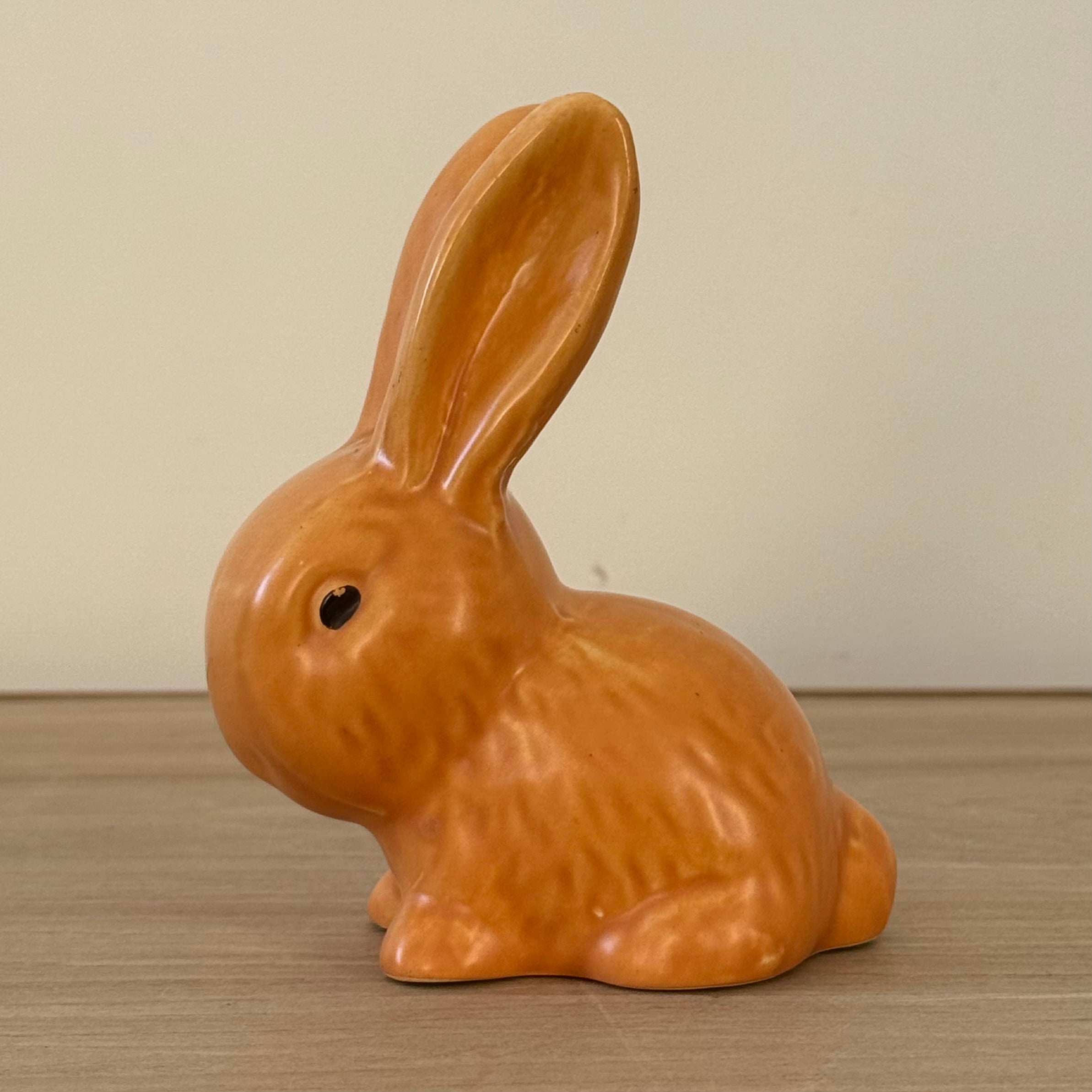Wade Pottery Glazed Rabbit Figure Vintage British Ceramic Ornament