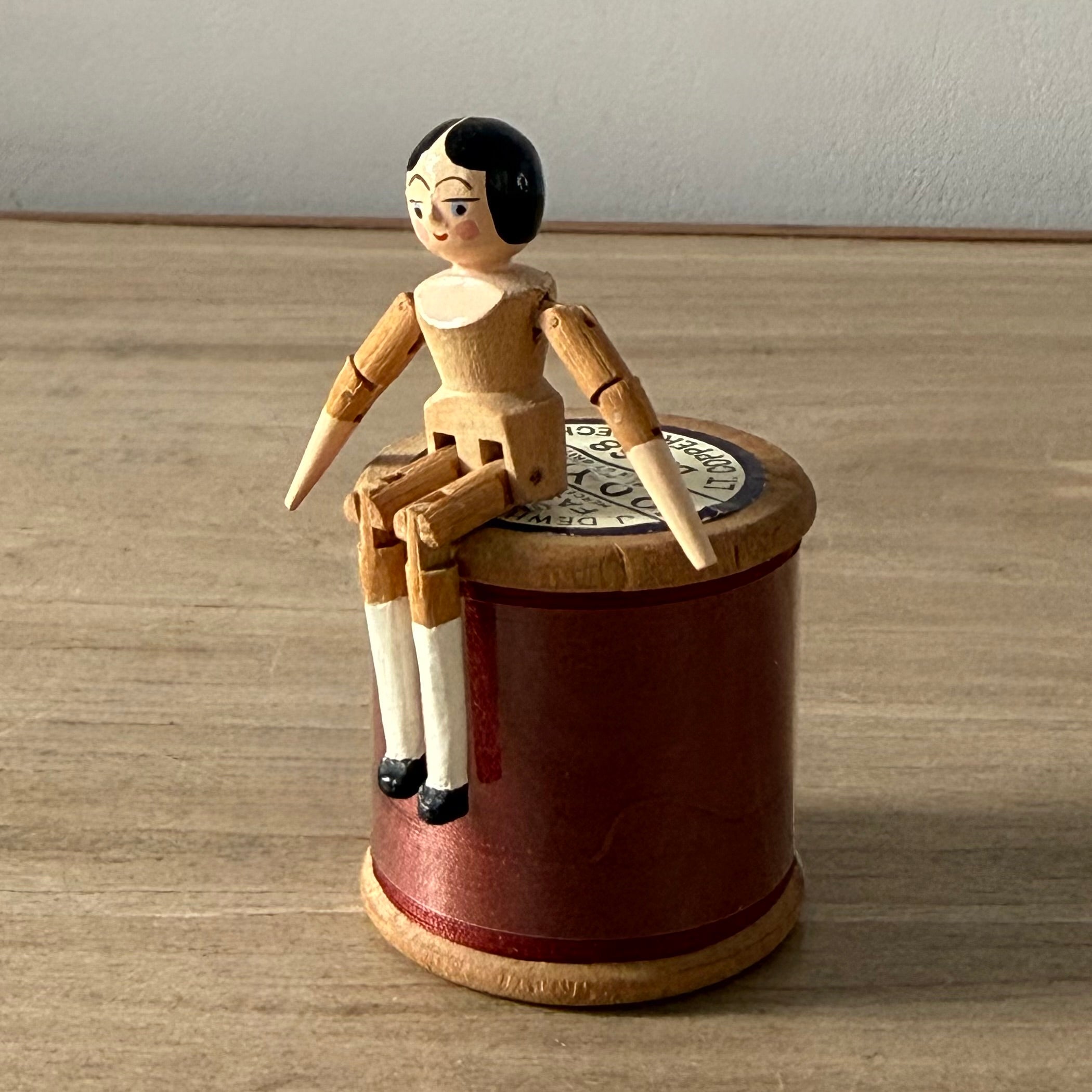 Eric Horne Wooden Doll Collectible England Dated 1995 5.5cm
