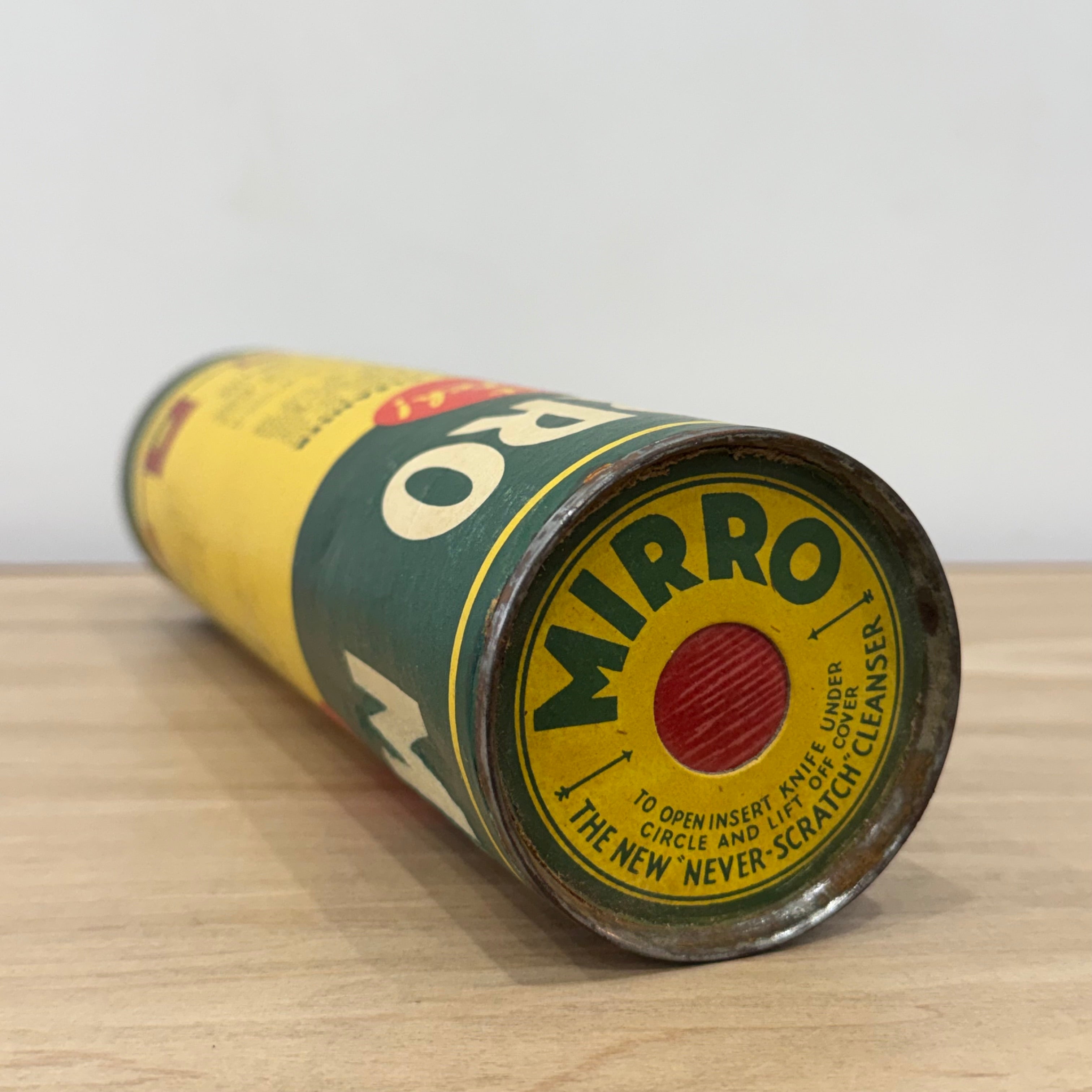 Vintage Mirro “Can’t Scratch” Cleanser Tin Thomas Hedley Newcastle