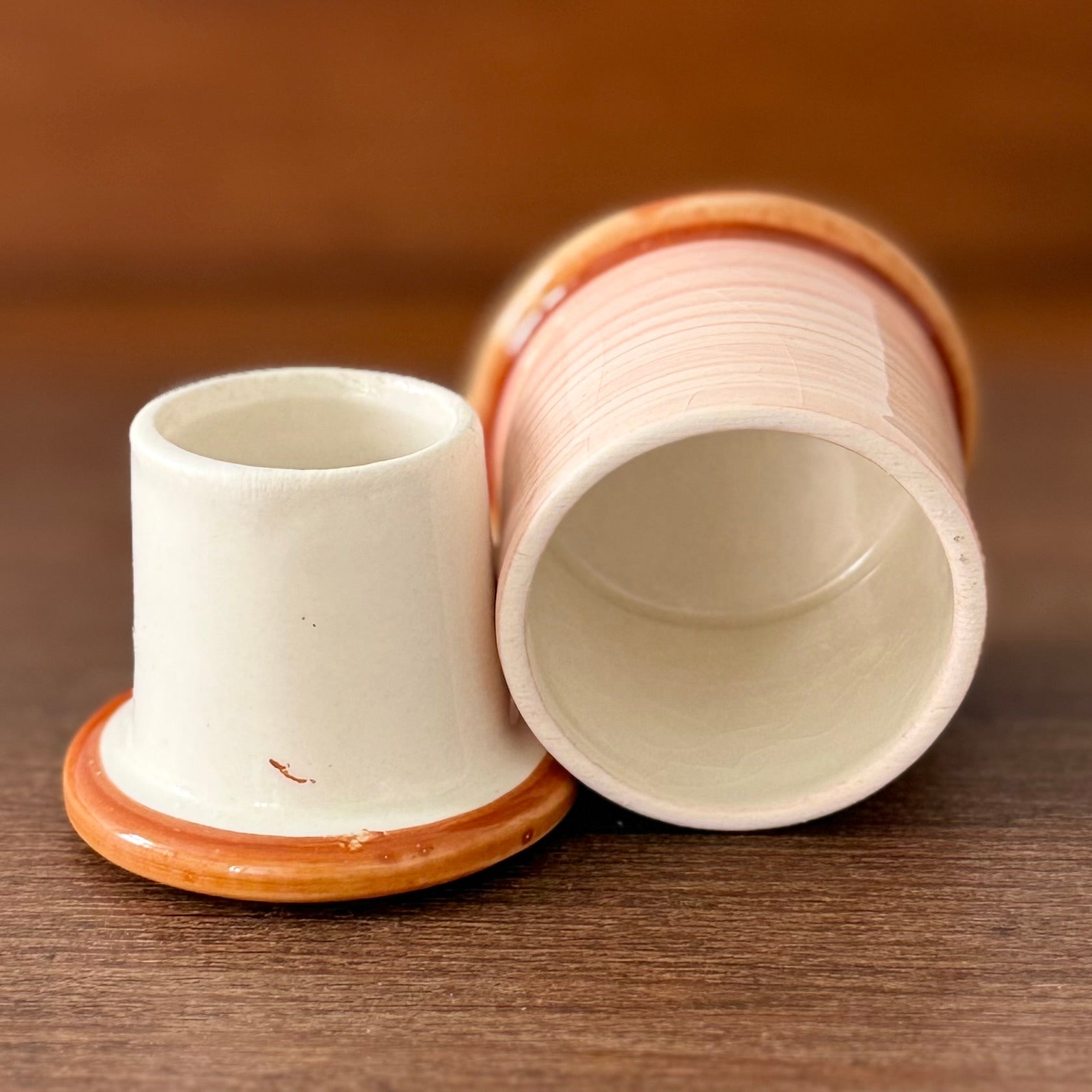 Dewhurst Sylko Three Shells Ceramic Cotton Reel Pot Pink