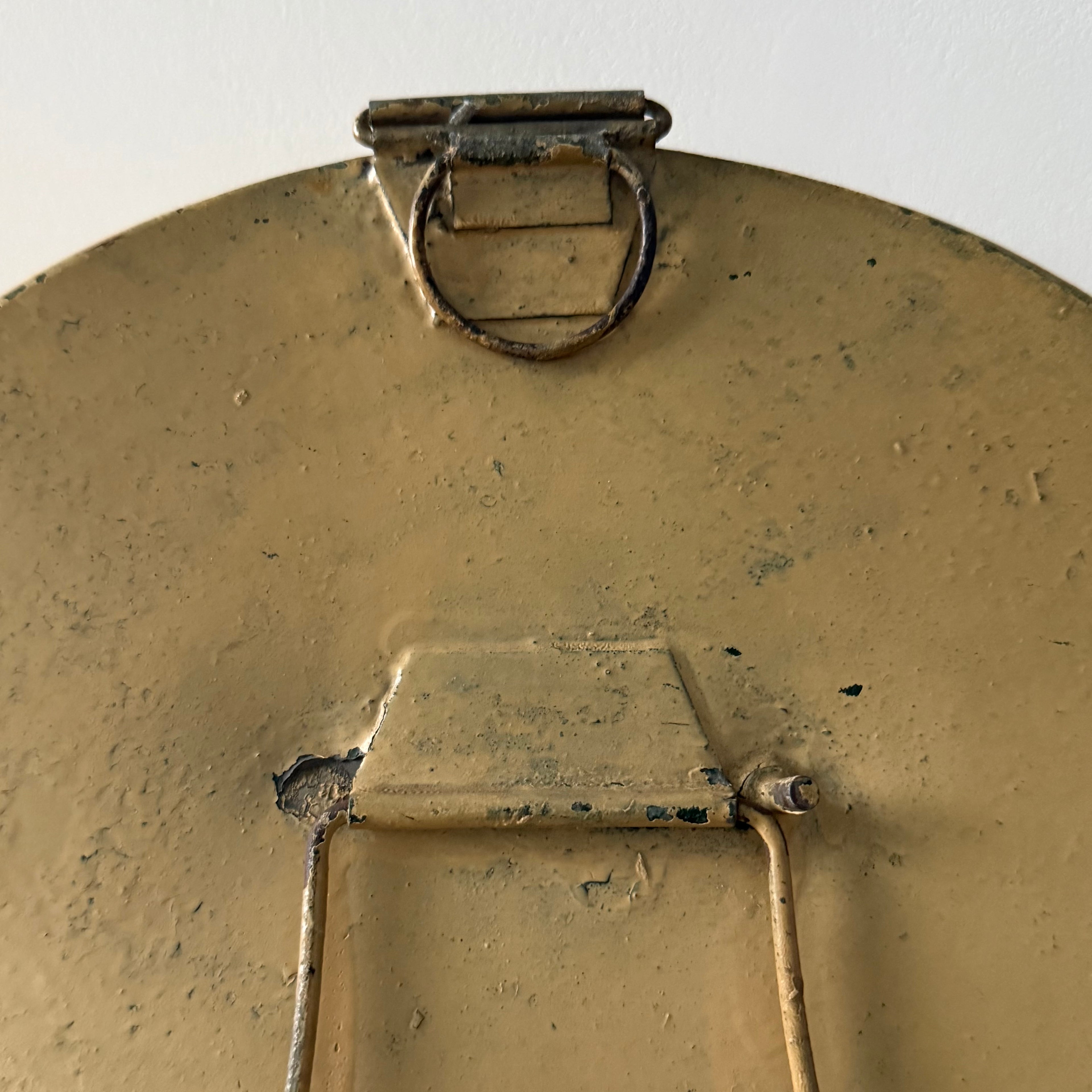 WWI Suffolk Regiment Sweetheart Wreath & Pin Cushion in 1937 Frame