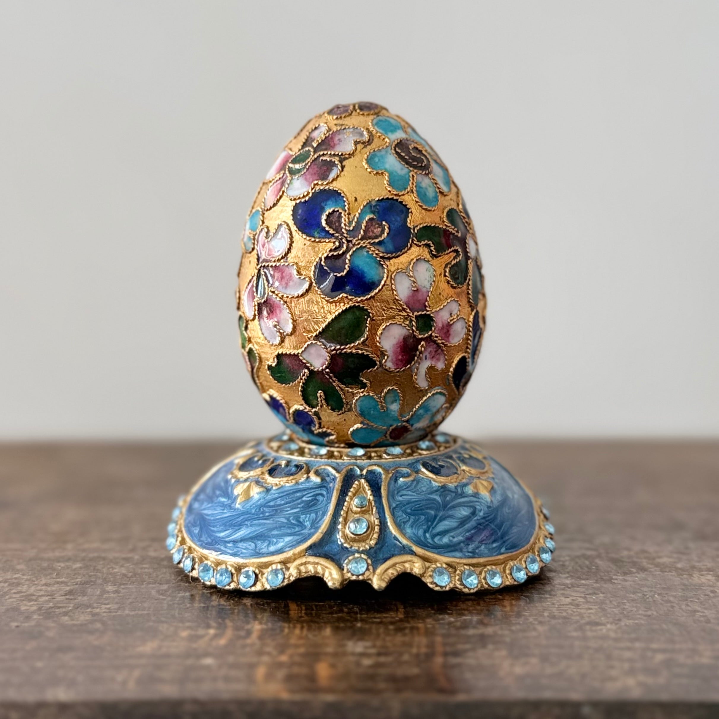 Jewelled egg