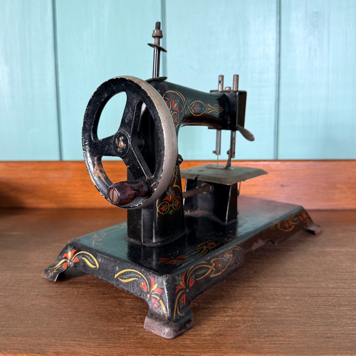 Antique German Child’s Toy Sewing Machine Floral Tinplate c.1930