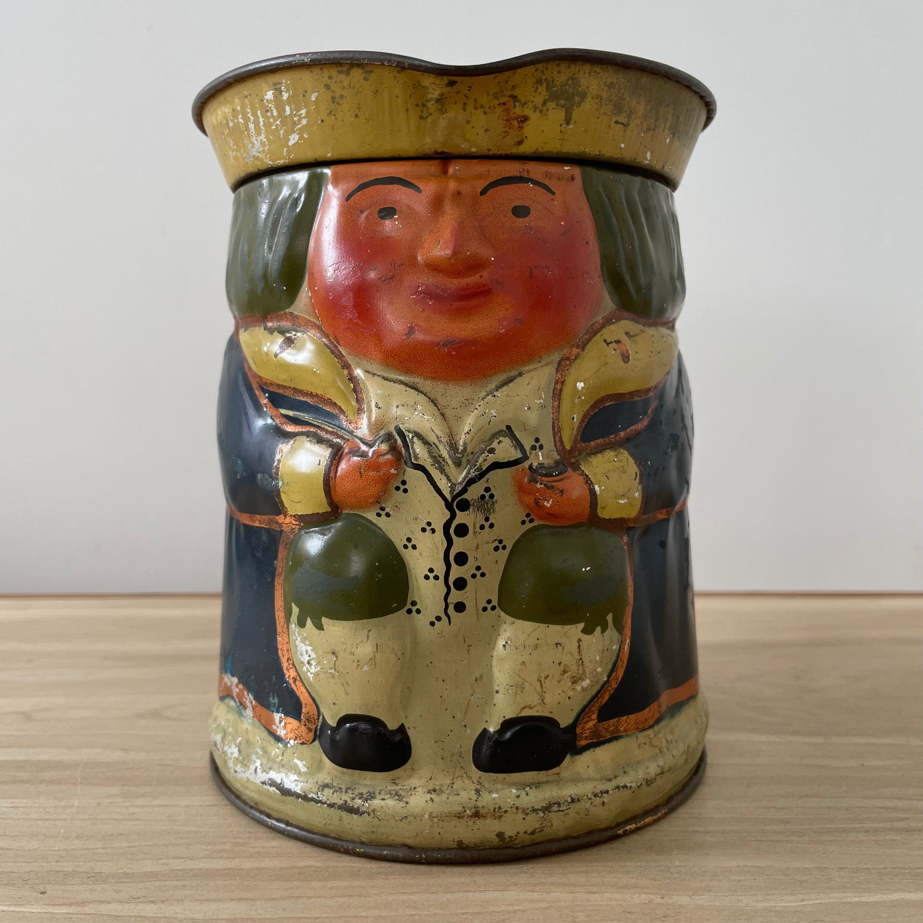Huntley & Palmers General Character Biscuit Tin c1913