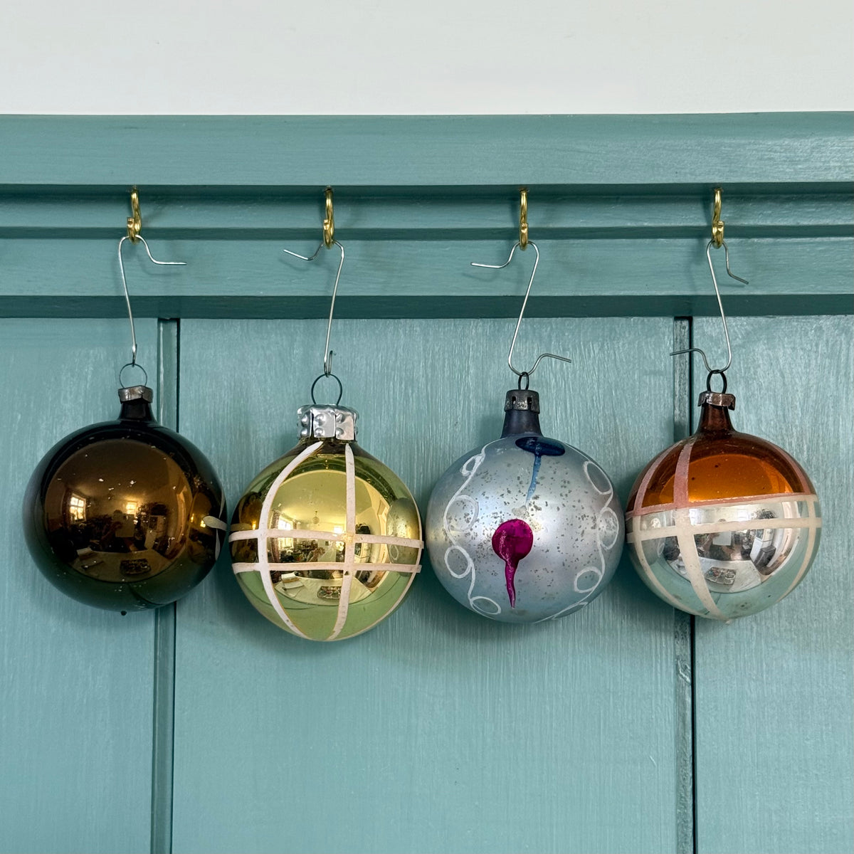 Boxed Set of 12 Vintage Glass Christmas Baubles