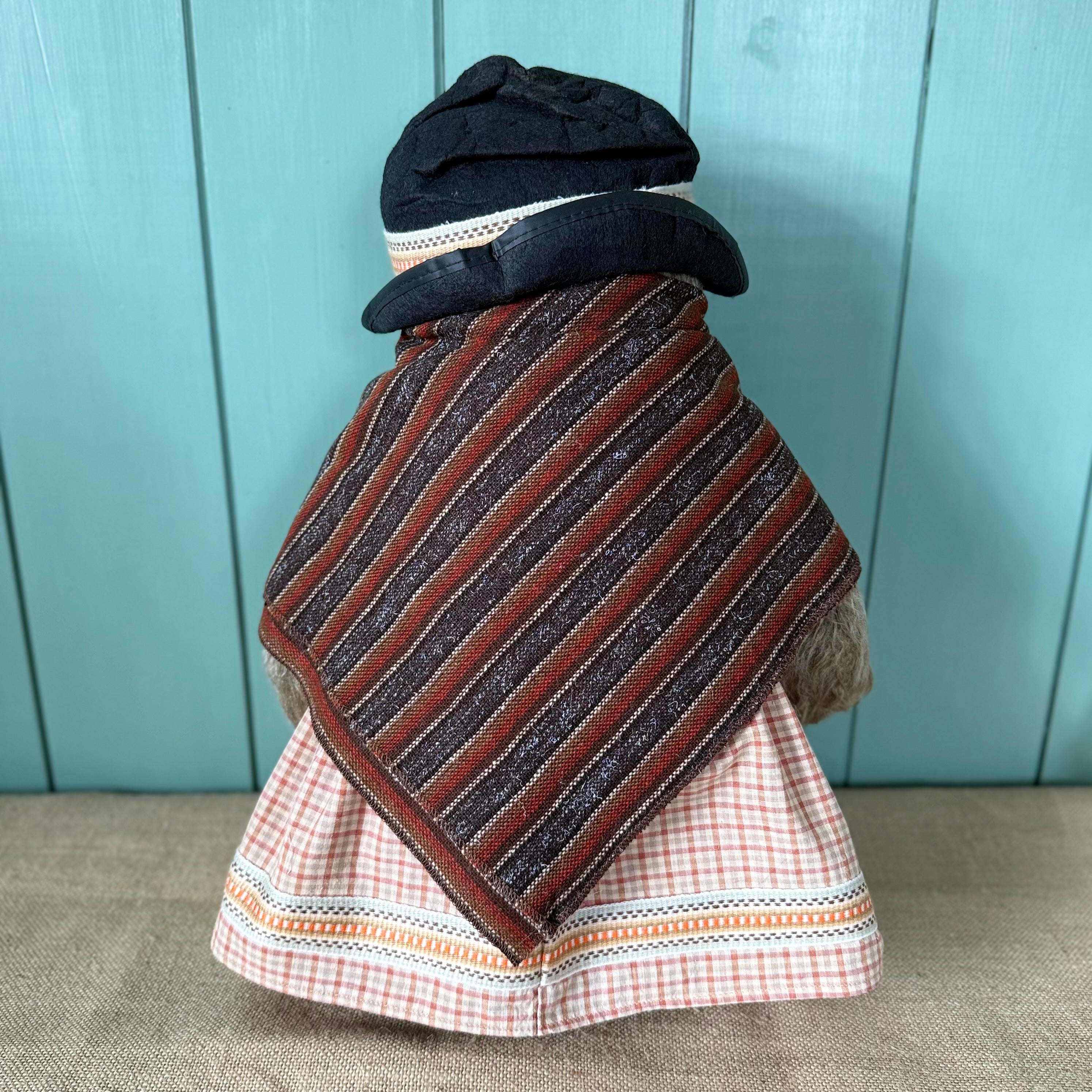 Vintage Aunt Lucy Bear Gabrielle Designs 1978