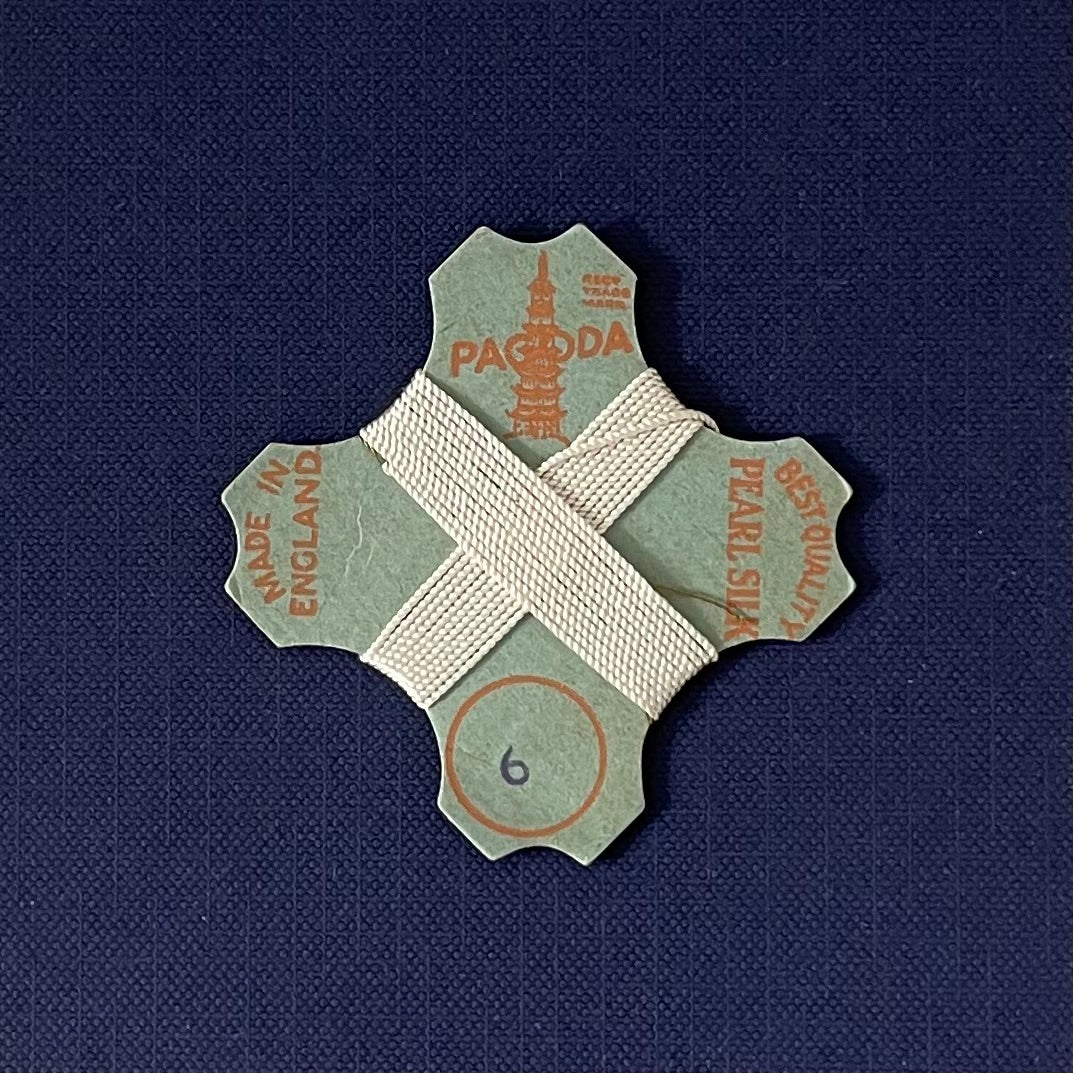 Vintage “Pagoda” Pearl Silk Thread Winder – Made in England c.1930-1950s