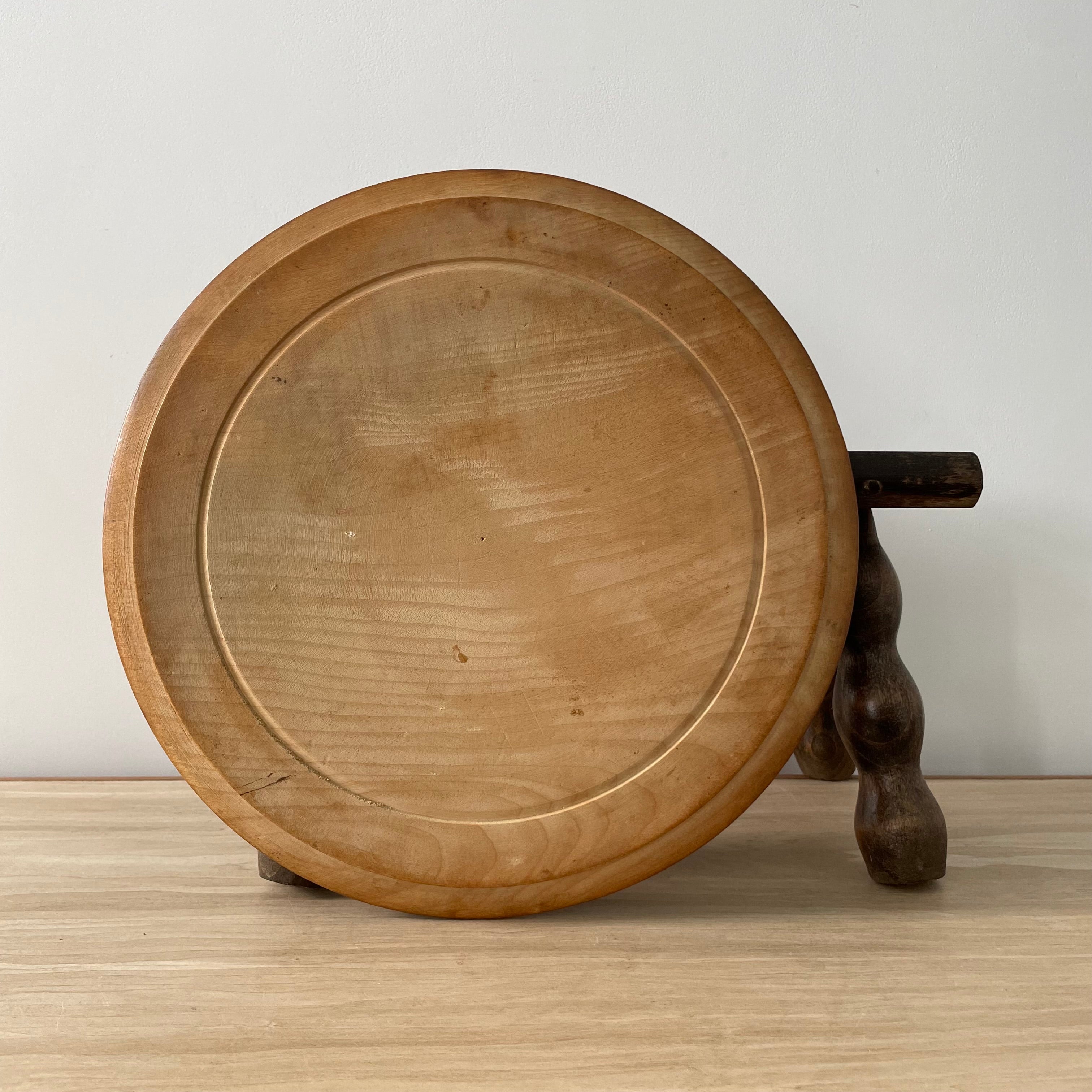 Antique Carved Wooden Breadboard – Floral Border, c.1900