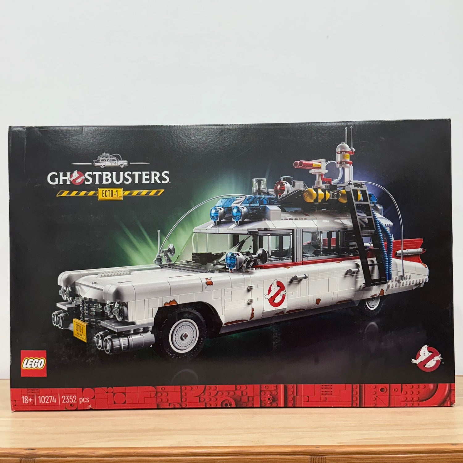 LEGO Ghostbusters ECTO-1 10274 Creator Expert Factory Sealed Box
