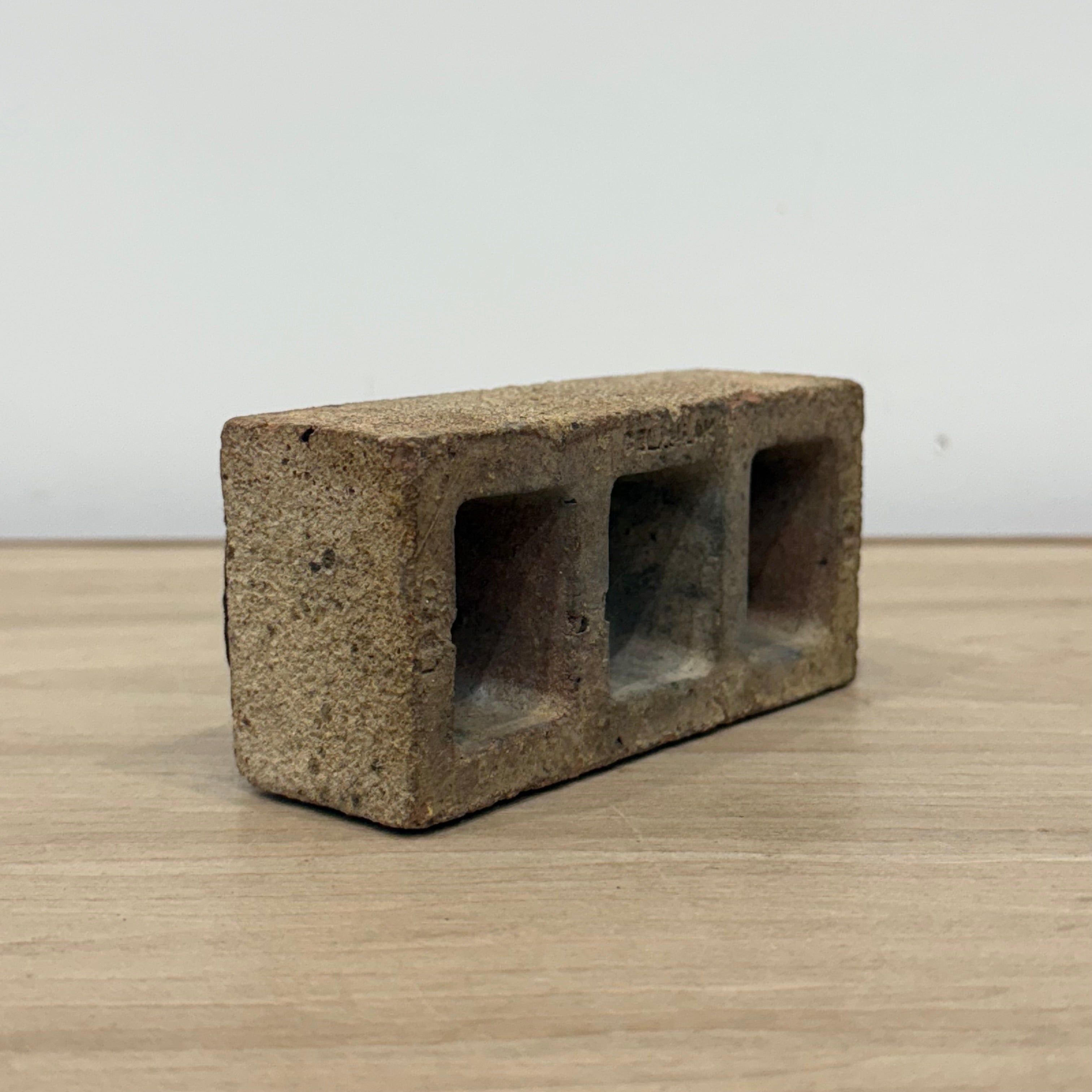Vintage London Brick Company Phorpres Cellular Half Scale Brick Display