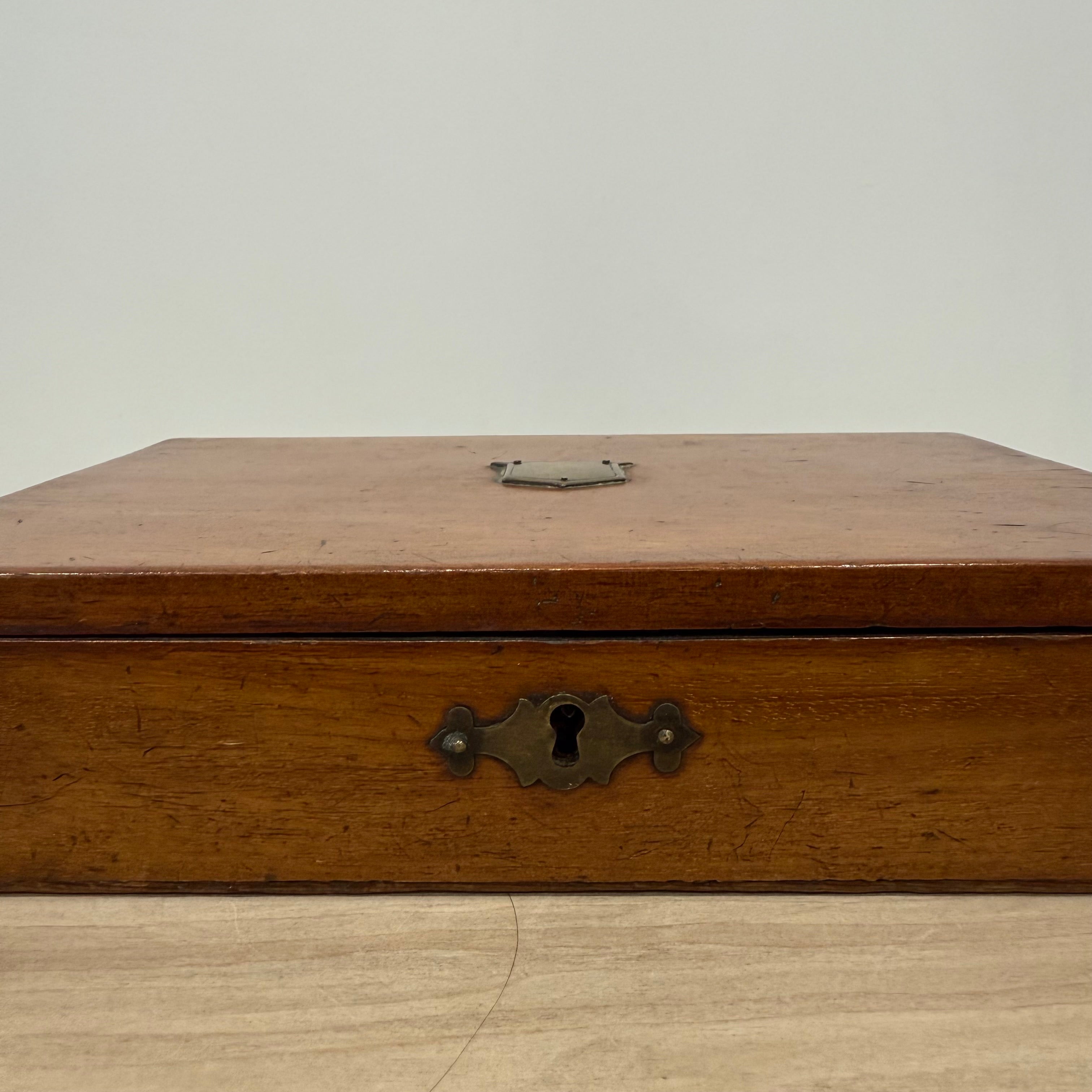 Victorian Mahogany Artist’s Drawing Box with Original Patina