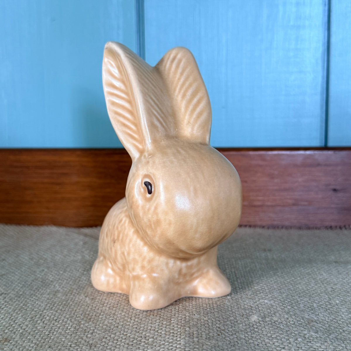 Vintage SylvaC 990 Fawn Snub-Nosed Rabbit