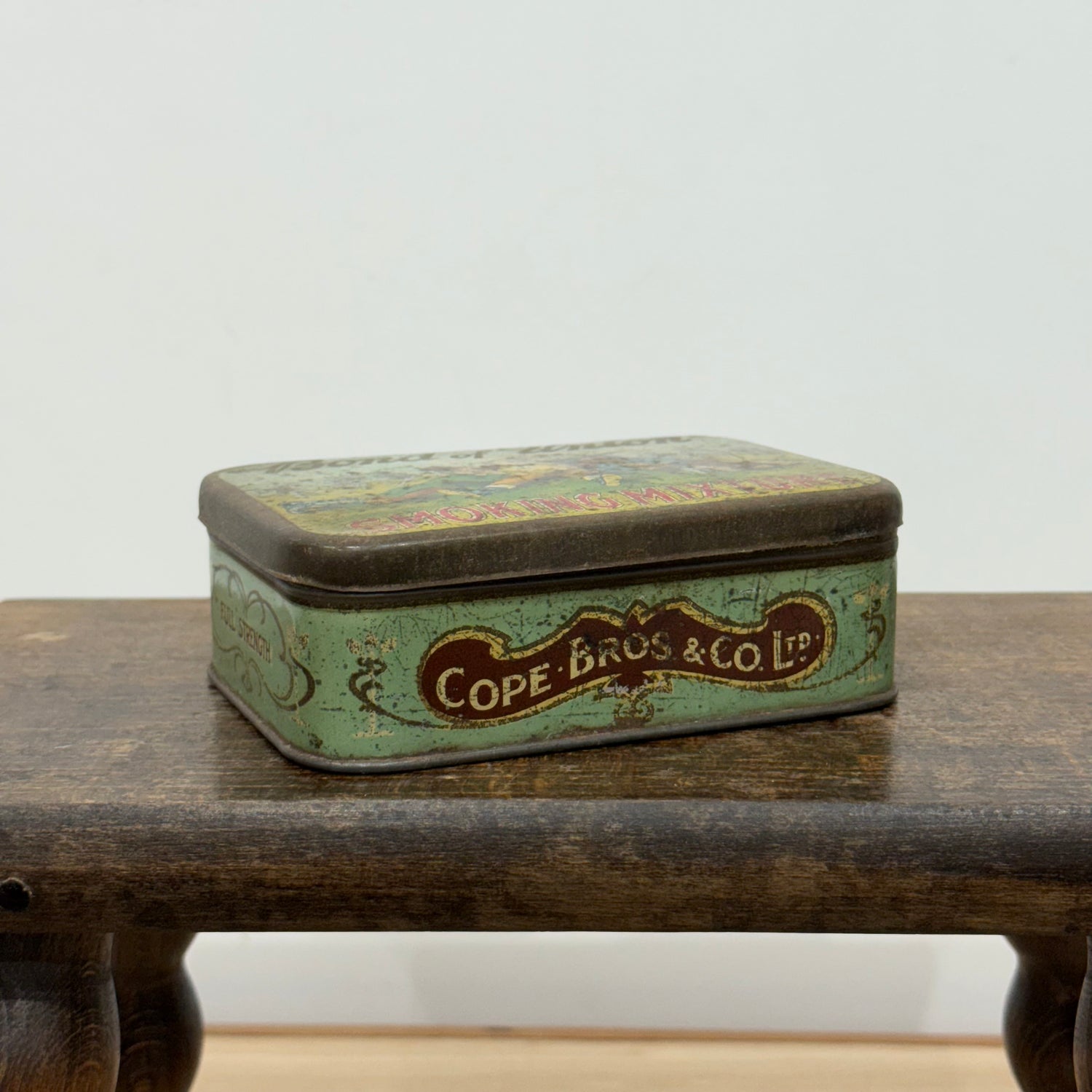 Bond of Union Smoking Mixture Tin – Cope Bros &amp; Co Ltd