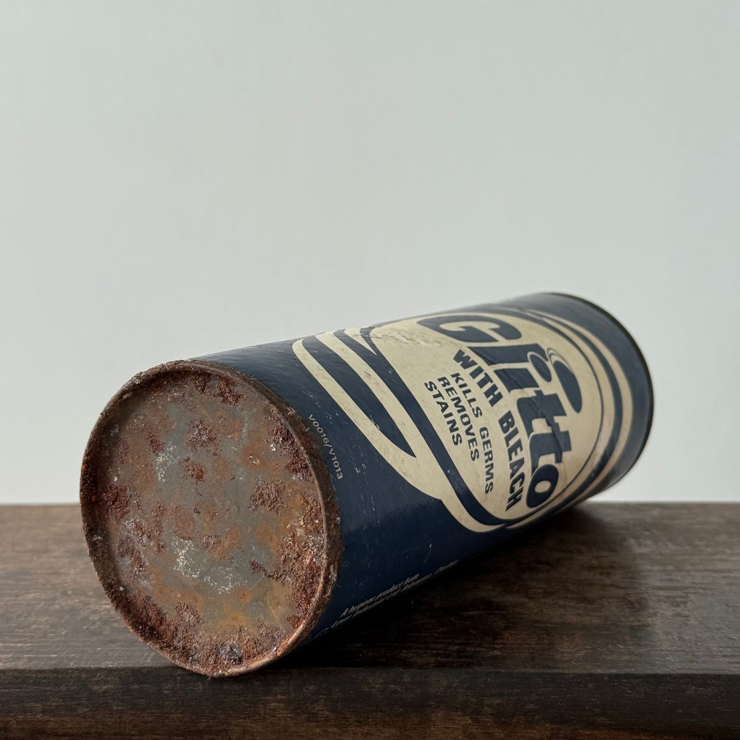 Glitto With Bleach Vintage Cleaning Powder Tin Unopened