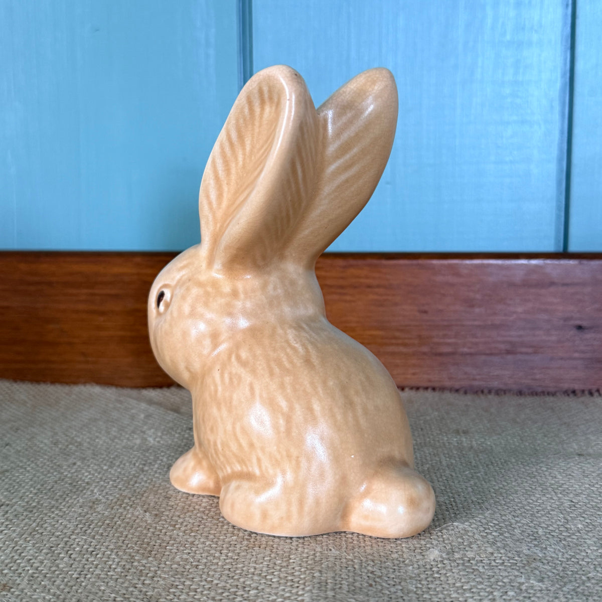 Vintage SylvaC 990 Fawn Snub-Nosed Rabbit