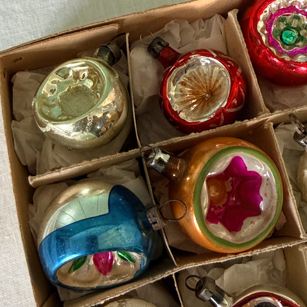 Boxed Set of 12 Vintage Concave Reflector Glass Baubles
