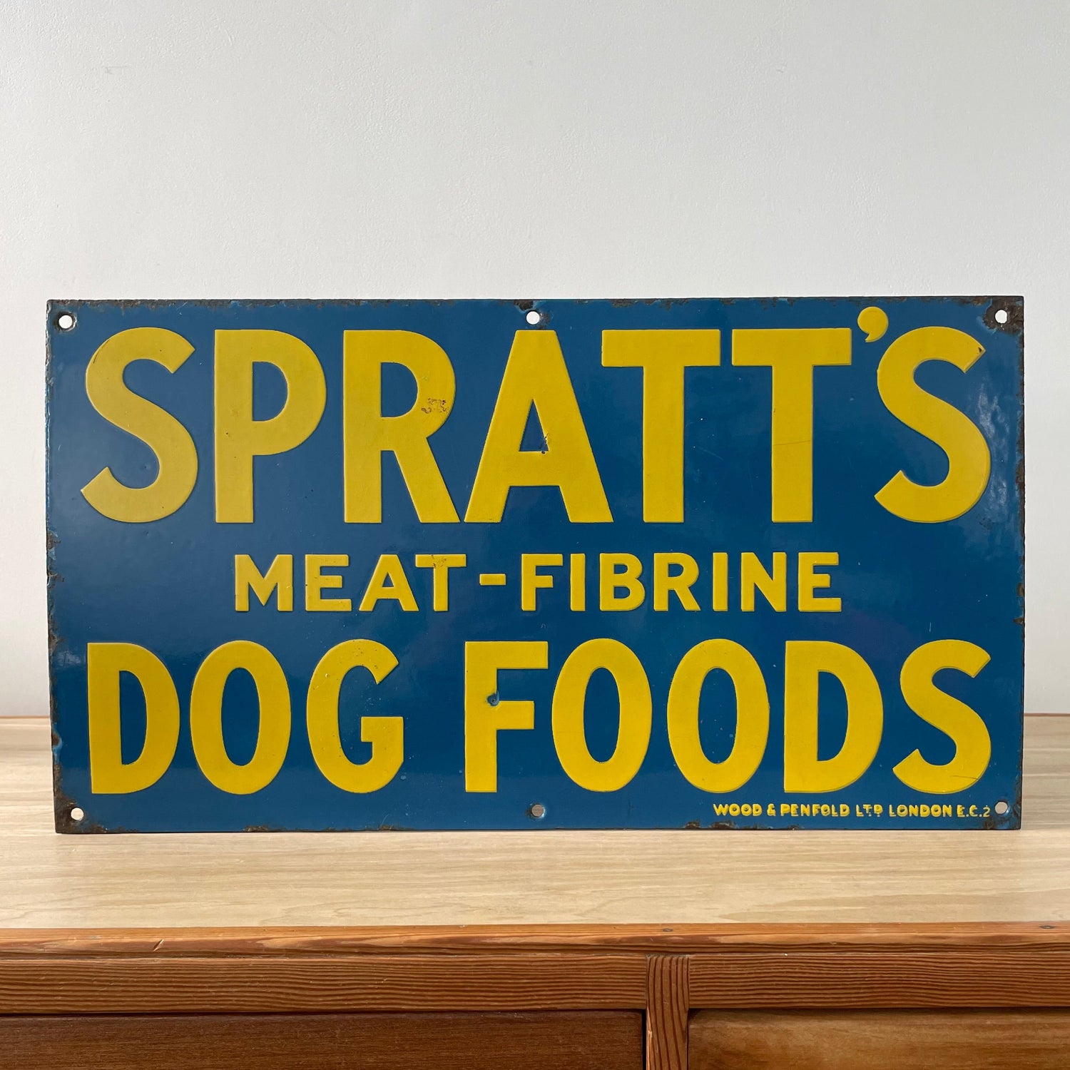 Rare Small Original Spratt’s Meat-Fibrine Dog Foods Enamel Advertising Sign – 20th Century