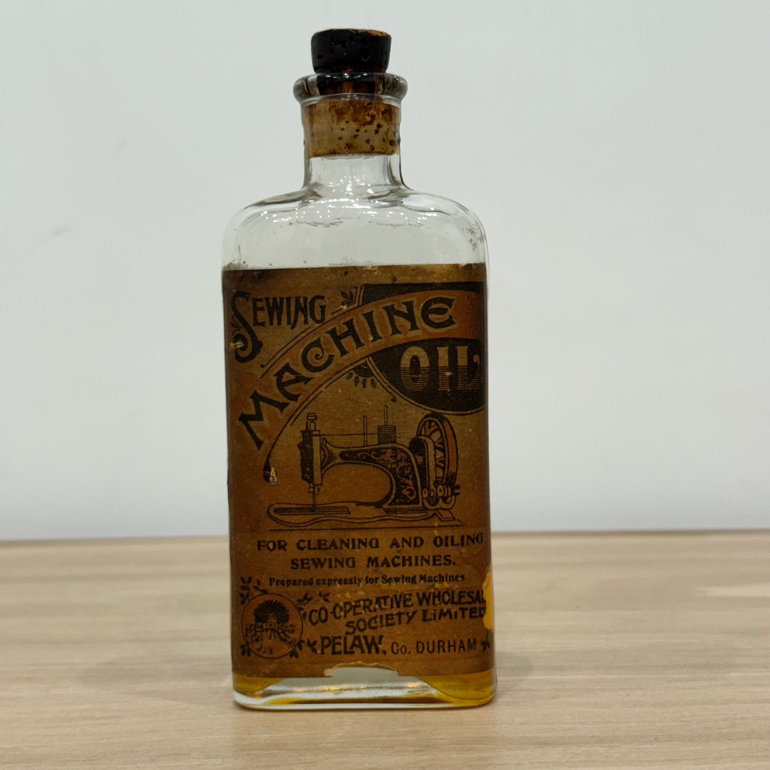 Edwardian Sewing Machine Oil Bottle, Cooperative Wholesale Society, Pelaw