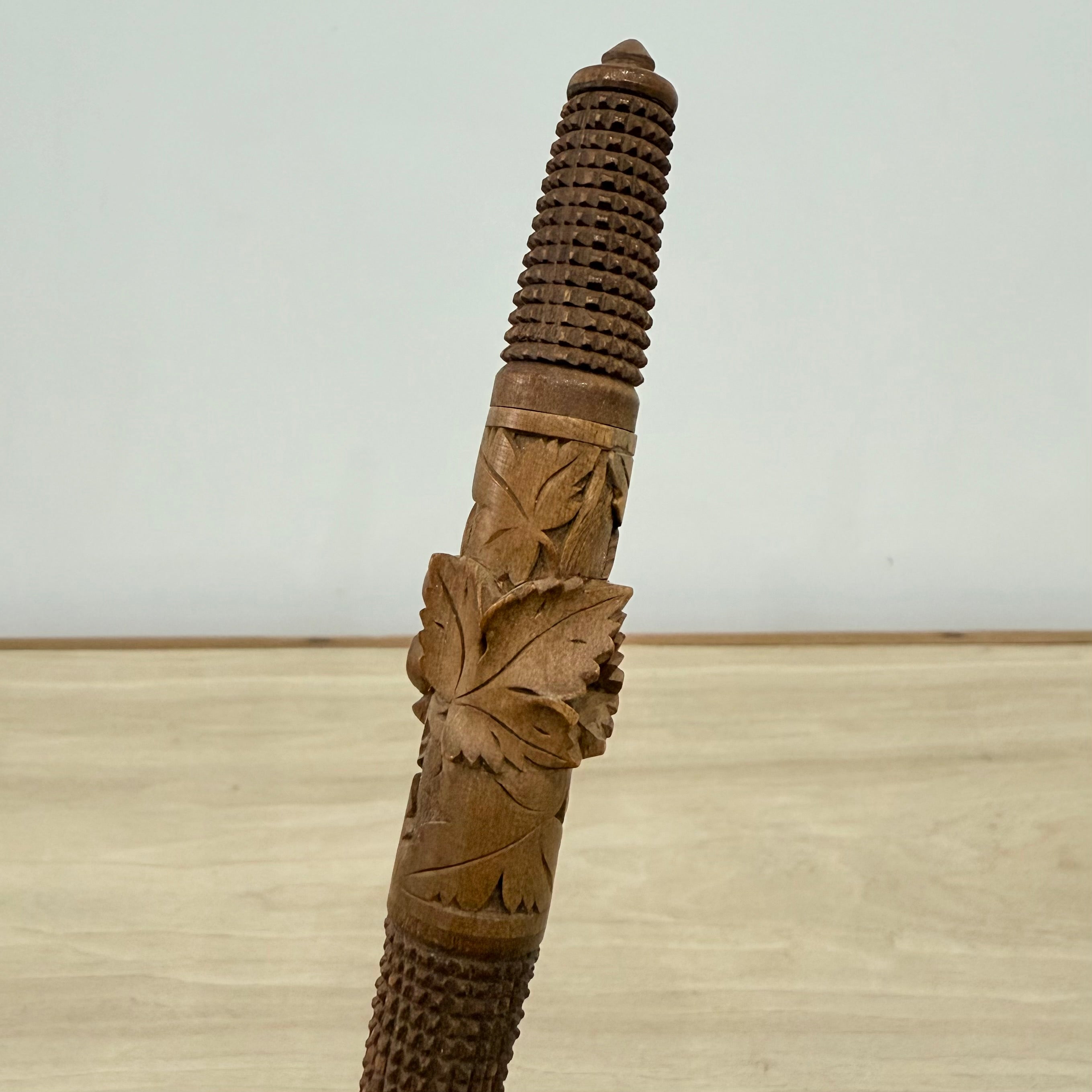 Antique Carved Wooden Needle Holder Sewing Case Screw Apart 13cm