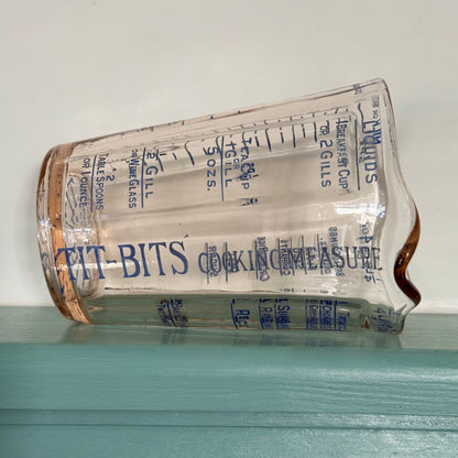 Antique Tit-Bits Do-Well Glass Cooking Measure – c.1920s
