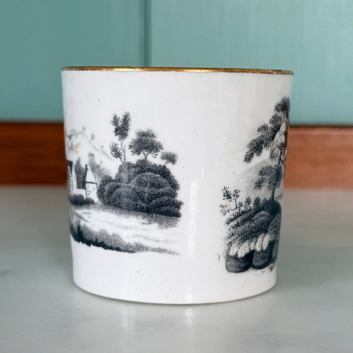 Regency Bat-Printed Landscape Mug – c.1810–1830