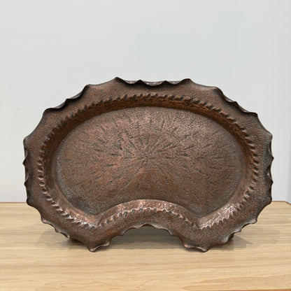 Large Arts &amp; Crafts Hammered Copper Tray by Townsend &amp; Co – Acanthus 55cm