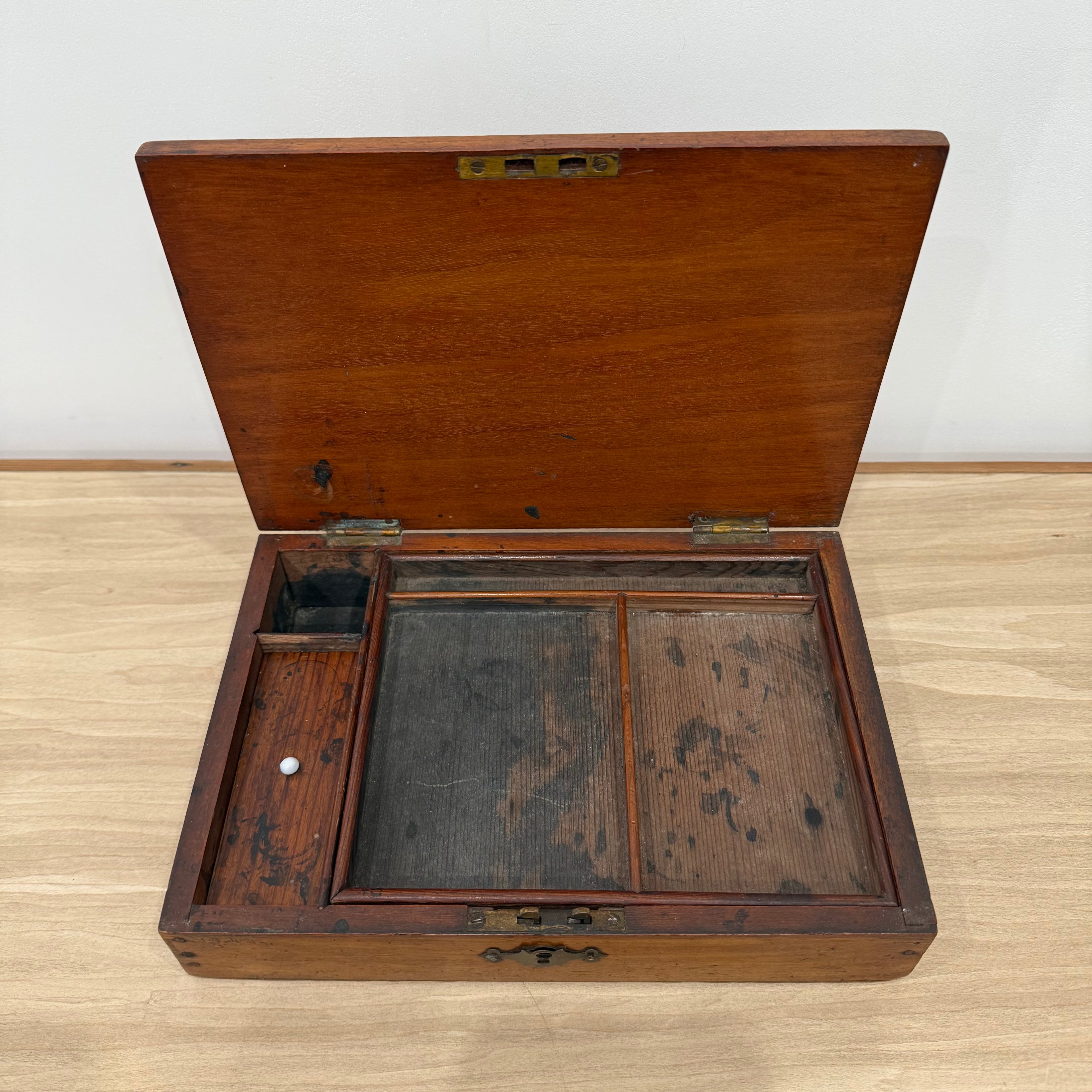 Victorian Mahogany Artist’s Drawing Box with Original Patina