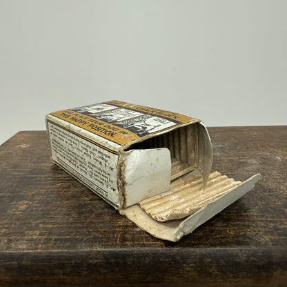 Antique Magnet Brand Antiseptic Chalk Block Dog Grooming Box c.1900–1920