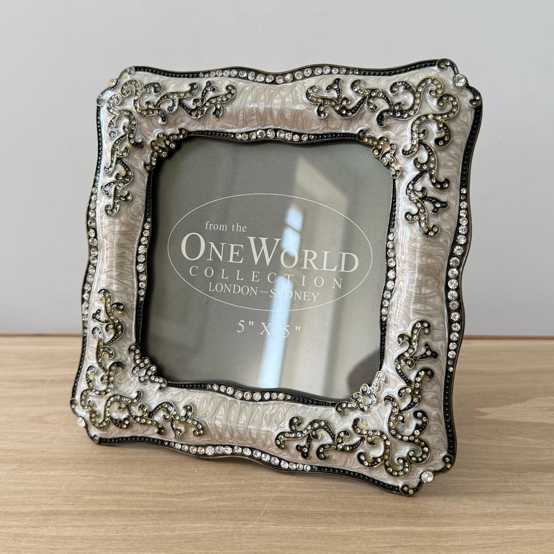 Cream Crystal Photo Frame 5x5 Decorative Vintage Style
