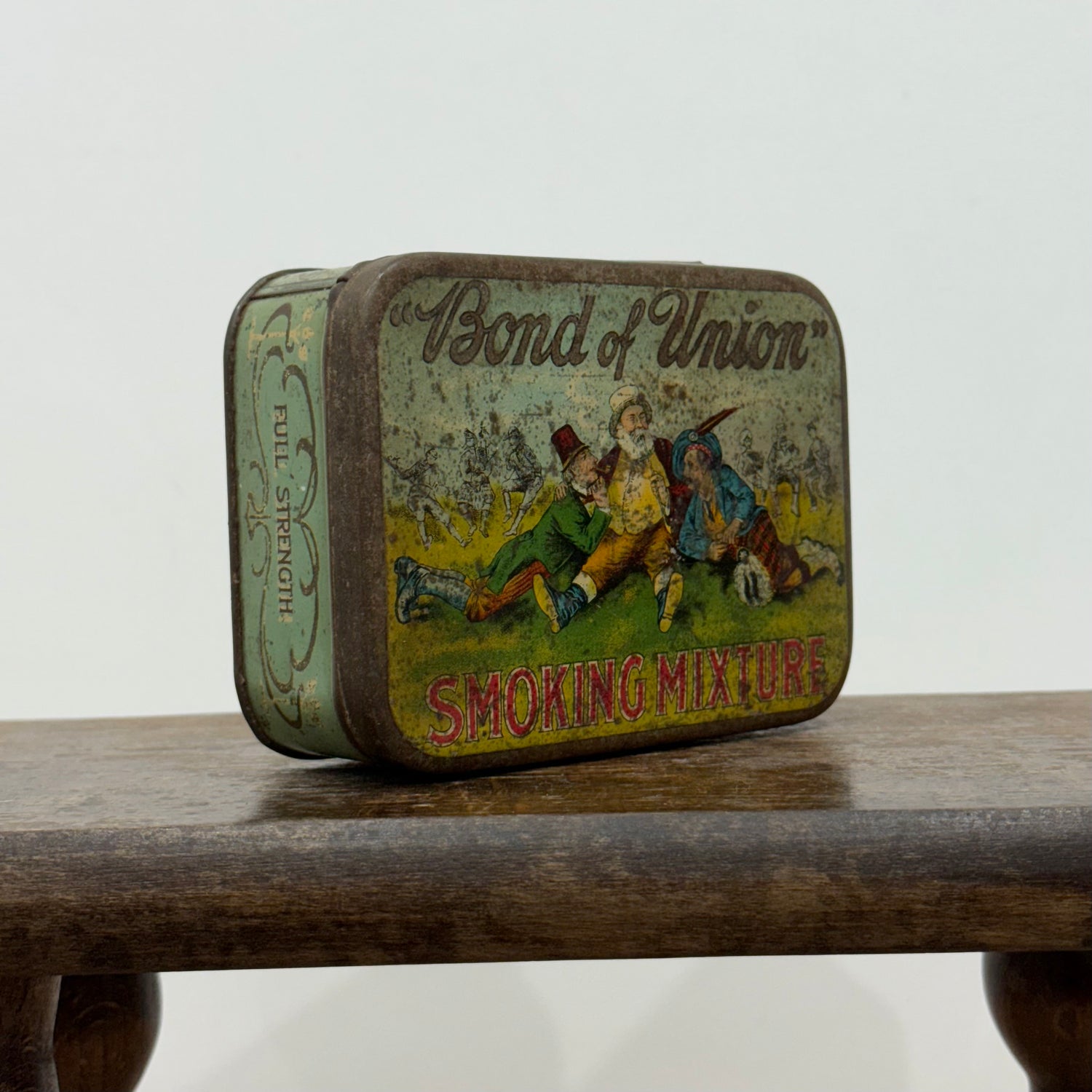 Bond of Union Smoking Mixture Tin – Cope Bros &amp; Co Ltd