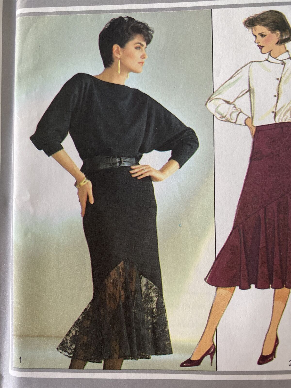 Style 4454 Womens Size 12-16 Skirt FF