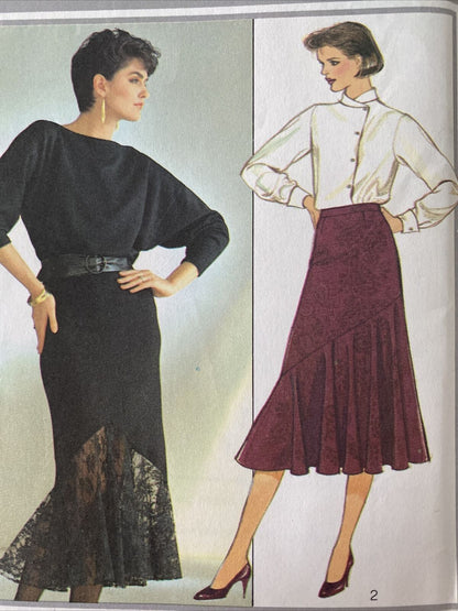 Style 4454 Womens Size 12-16 Skirt FF