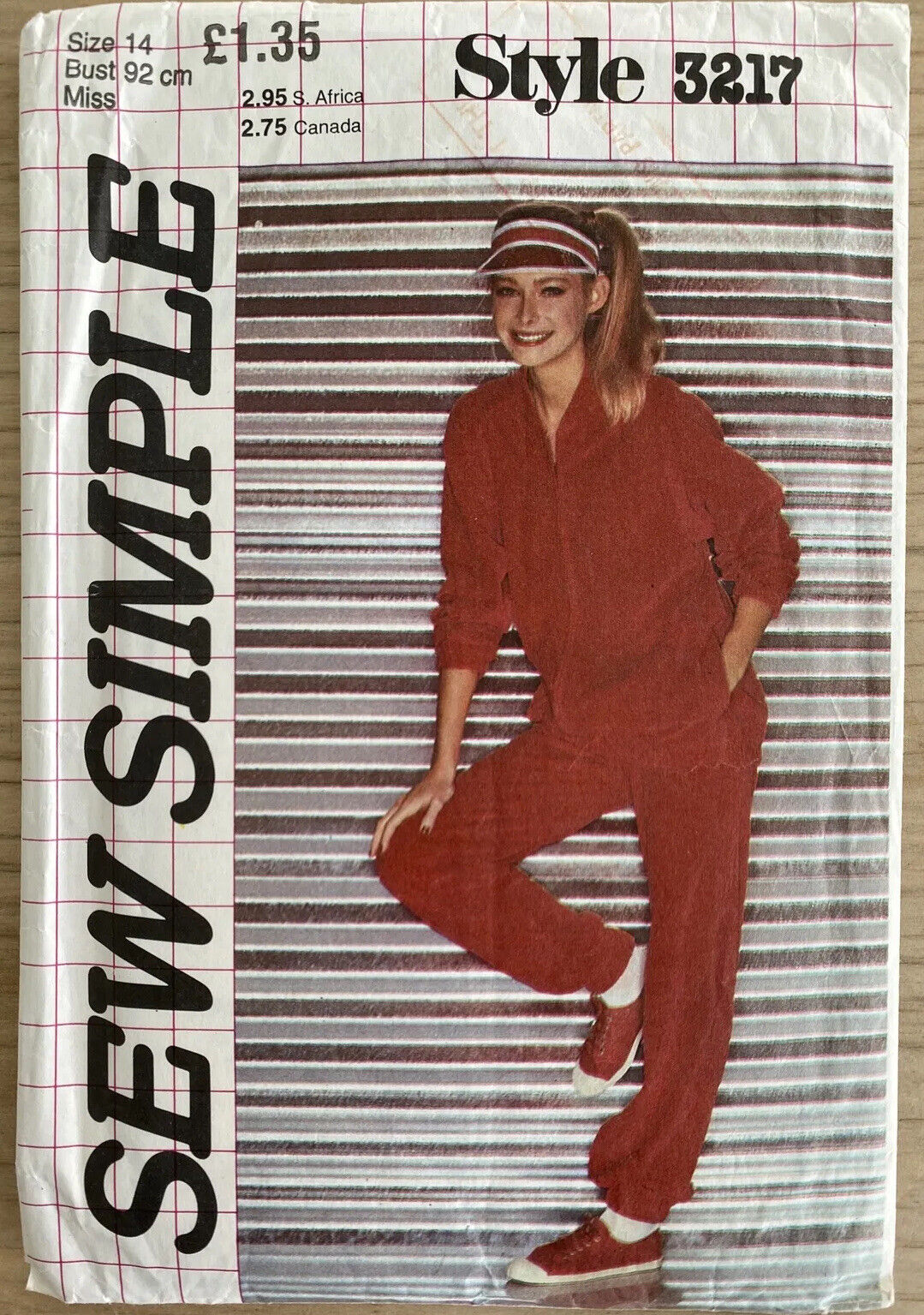 Style 3217 Womens Size 14 Jacket Trousers