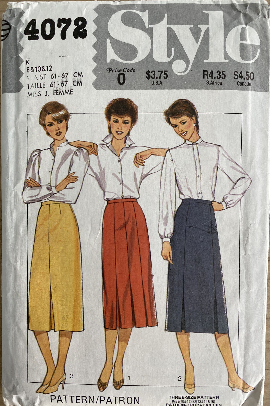 Style 4072 Womens Size 12 Skirt