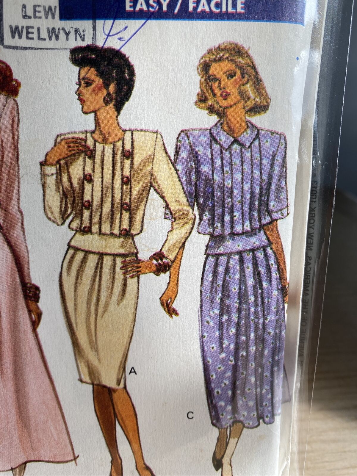 Vogue 7560 Womens Size 14-18 Petite Top Skirt